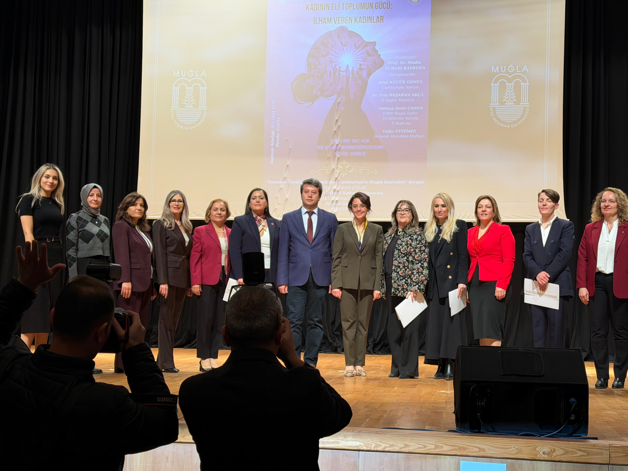 “The Power of Women’s Hands: Inspiring Women” Event Held