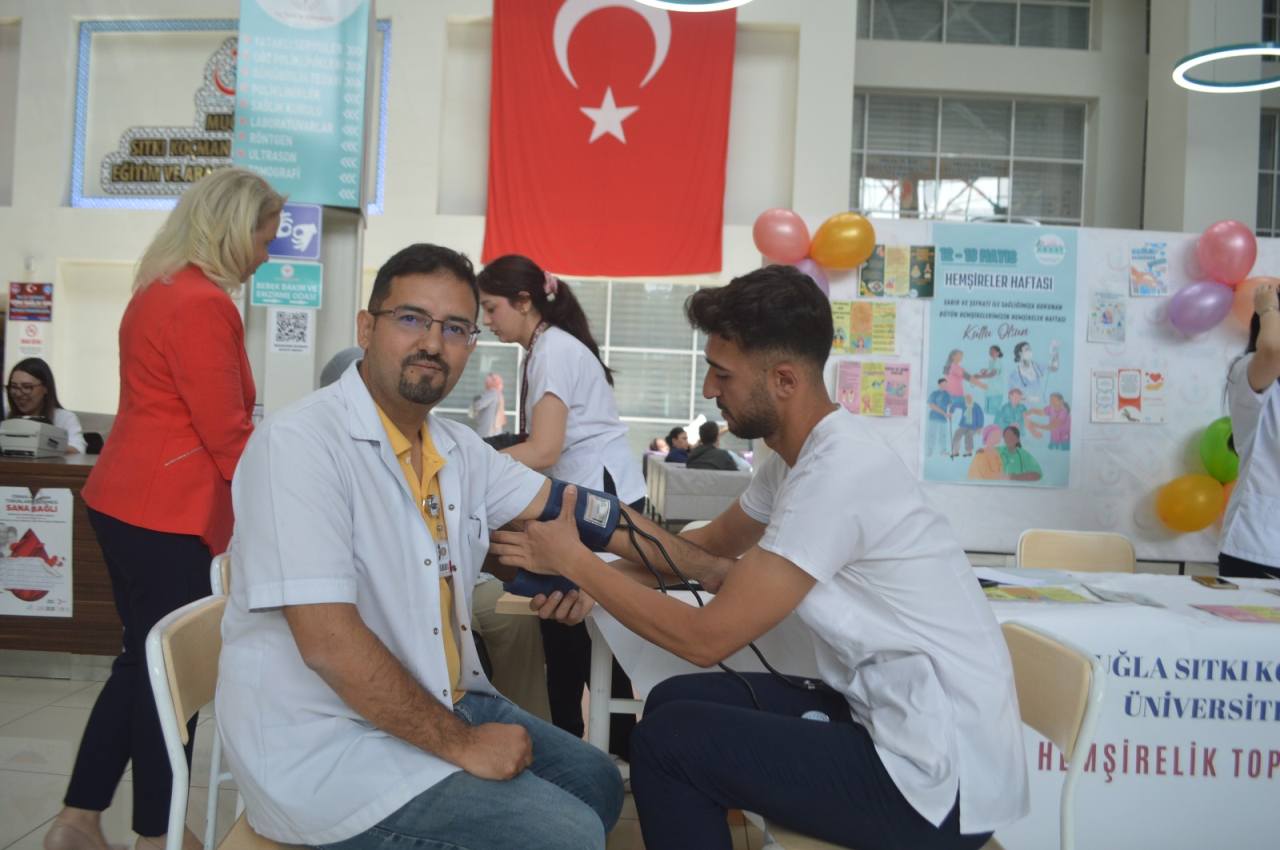 Hemşirelik Haftası Etkinliği Hastanede Coşkuyla Kutlandı