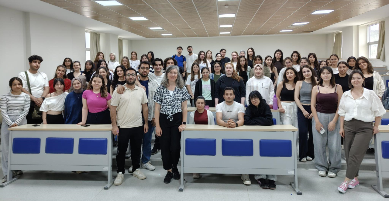 FTR 2024 ve FTR 3032 Meslek Stajı Bilgilendirme Toplantıları Gerçekleştirildi