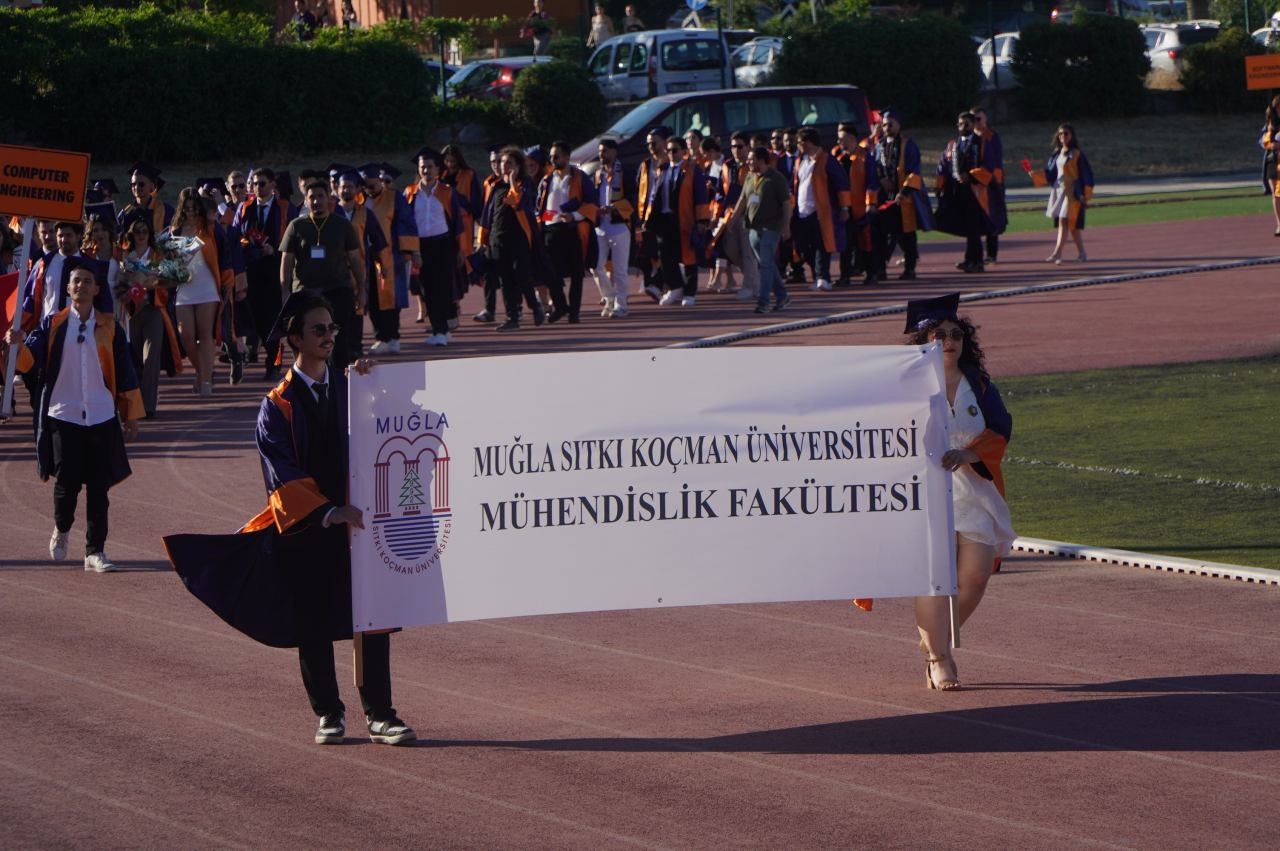 MSKÜ’lü Genç Mühendisler Meslek Yaşamlarına Uğurlandı