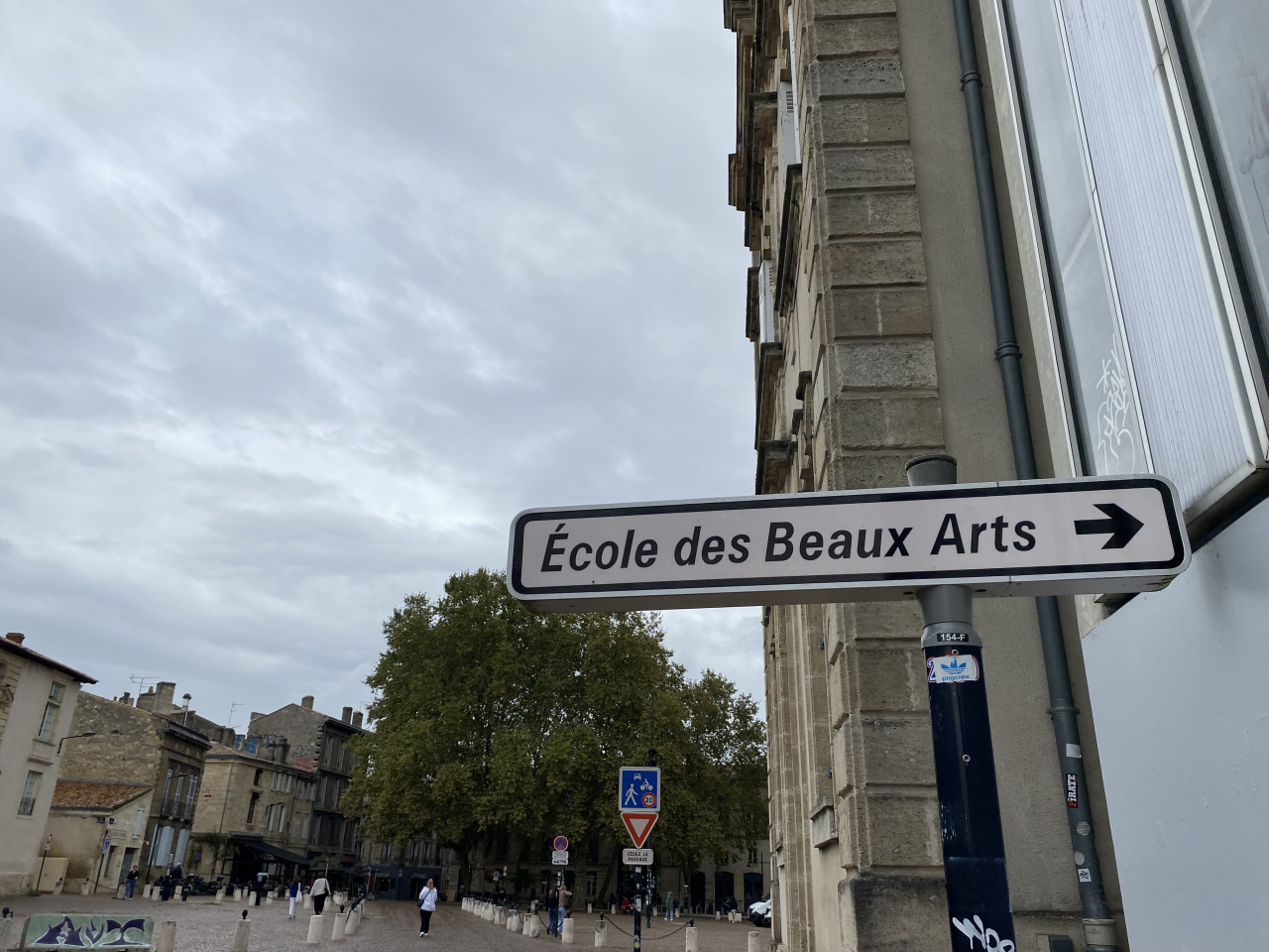 Öğretim Üyemiz Ecole Supérieure des Beaux-Arts de Bordeaux