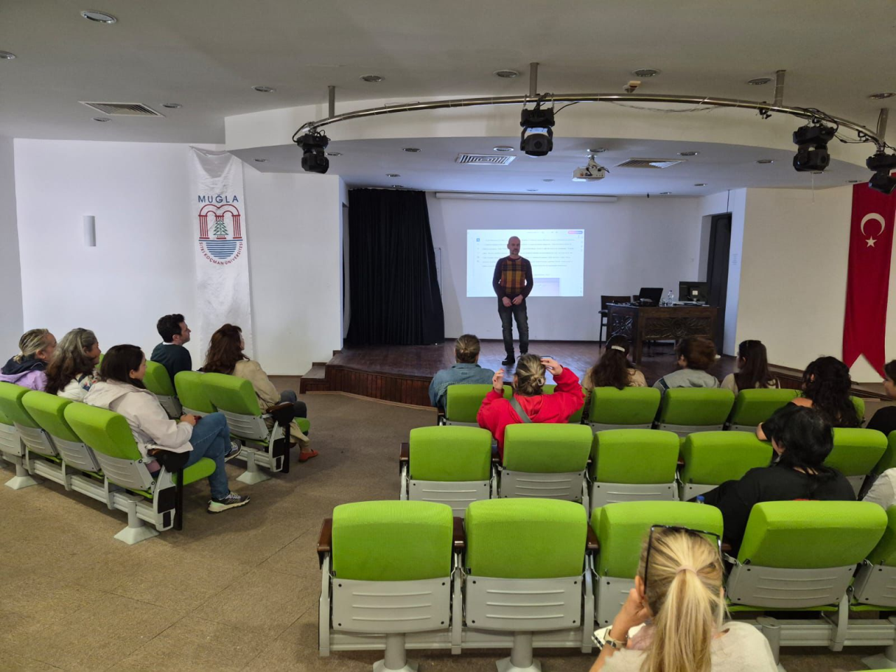 Sanatçı Konuşması: Kirils Pantelejevs