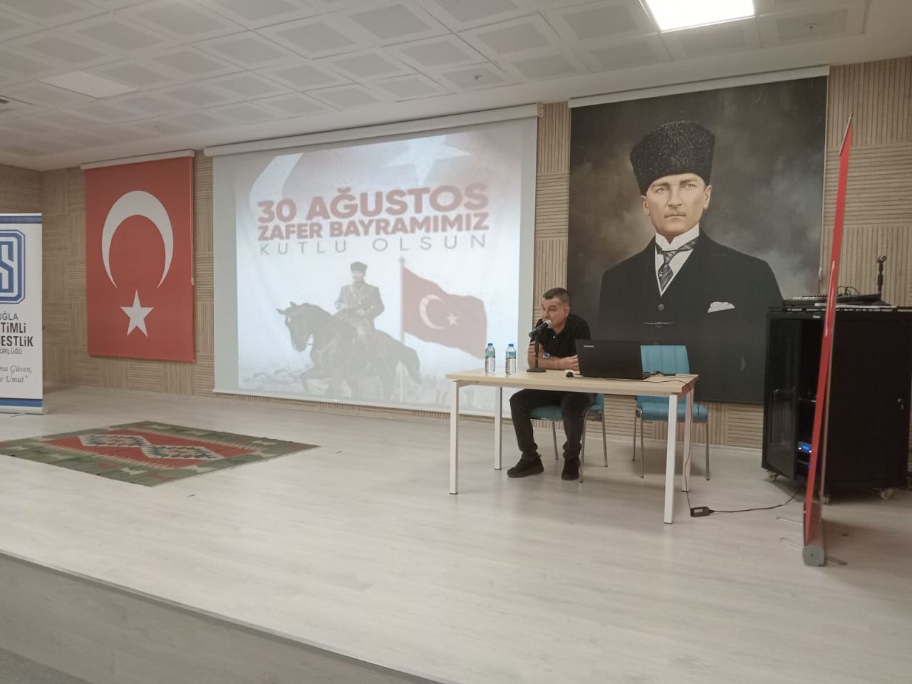 KONFERANS Öğr. Gör. Bilgi TAŞKIRAN