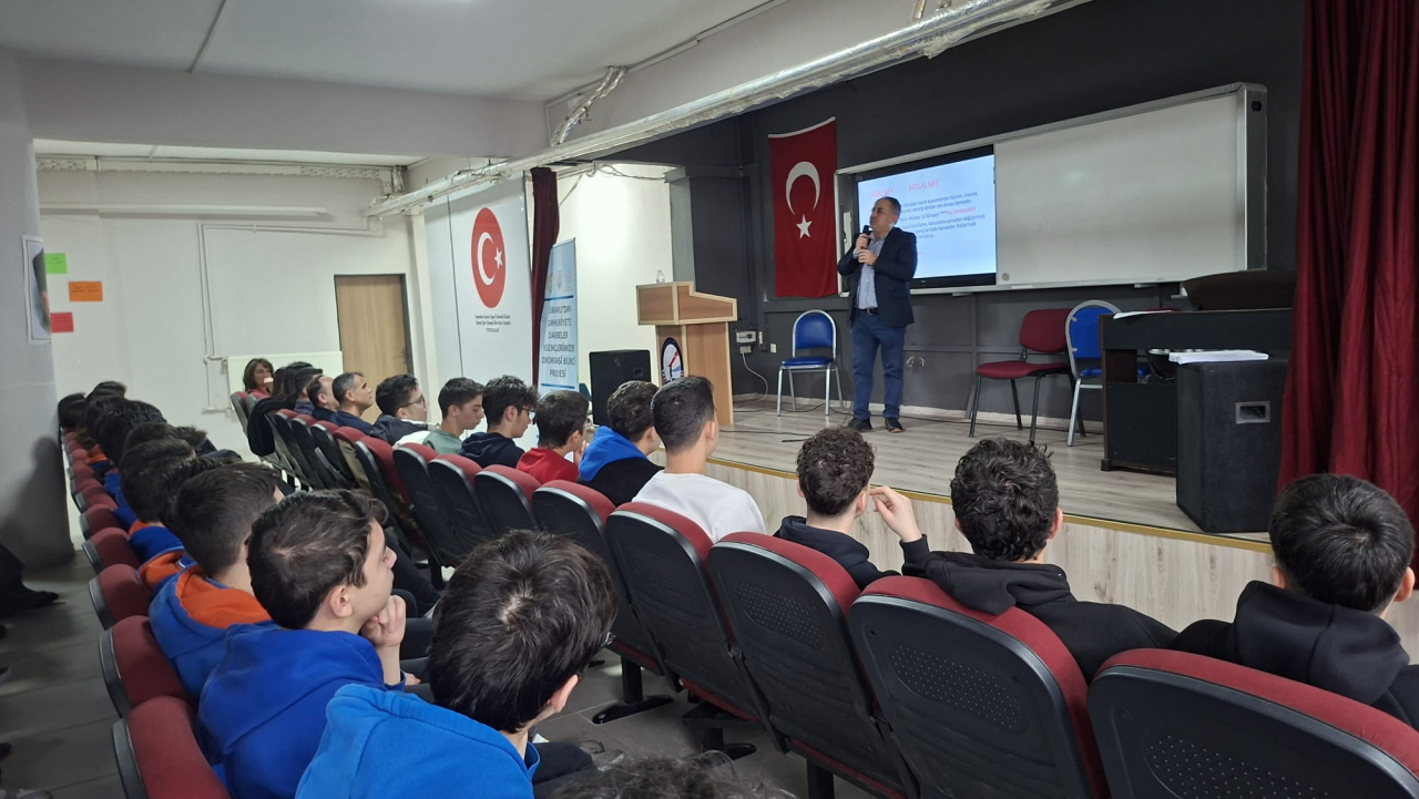 Öğr. Gör. Dr. Adem ÇELİK PROJE -PANEL