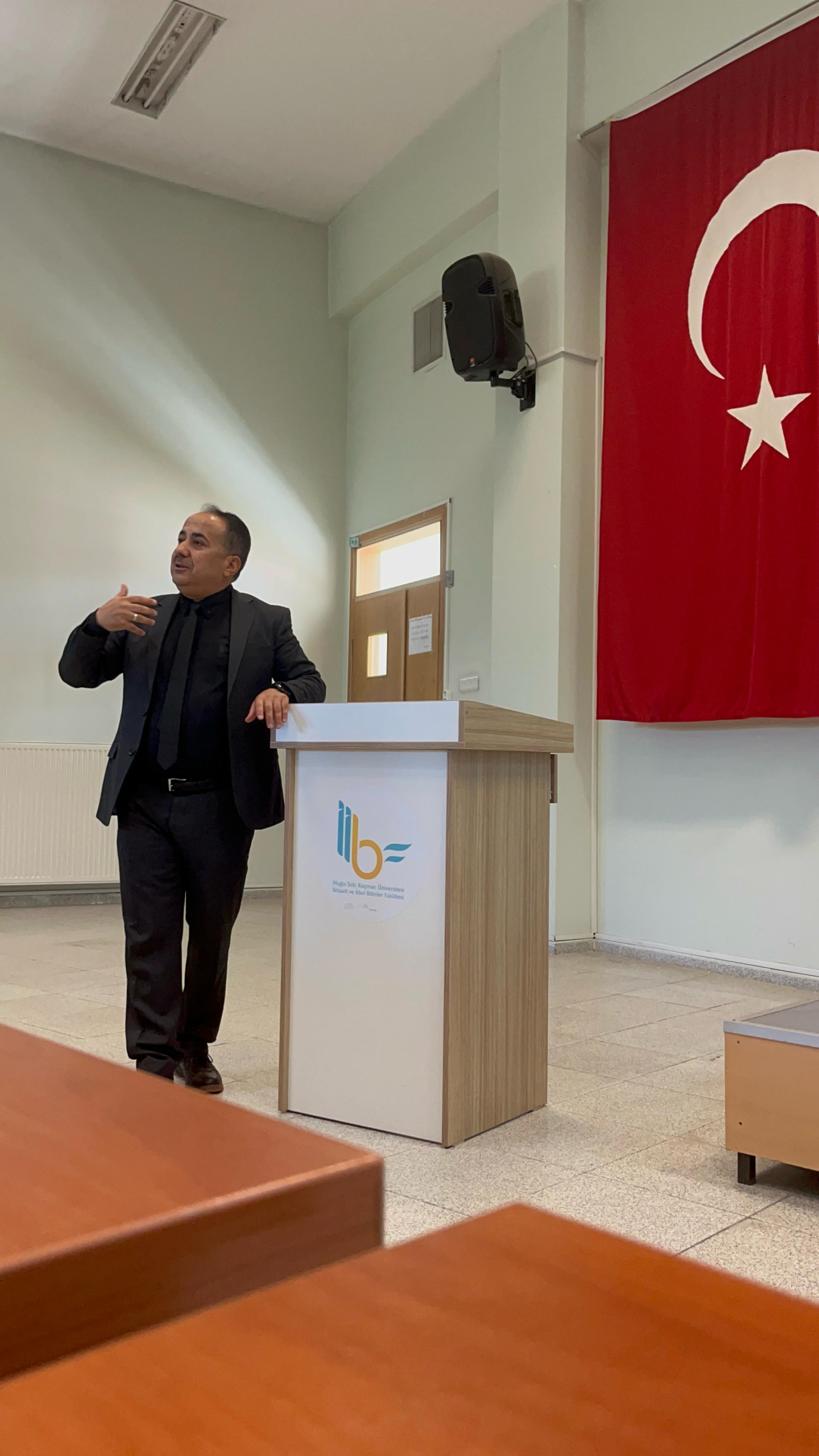 KONFERANS Öğr. Gör. Dr. Adem ÇELİK