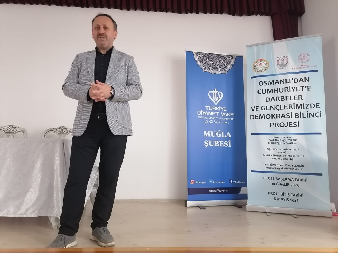 Öğr. Gör. Dr. Adem ÇELİK PROJE -PANEL