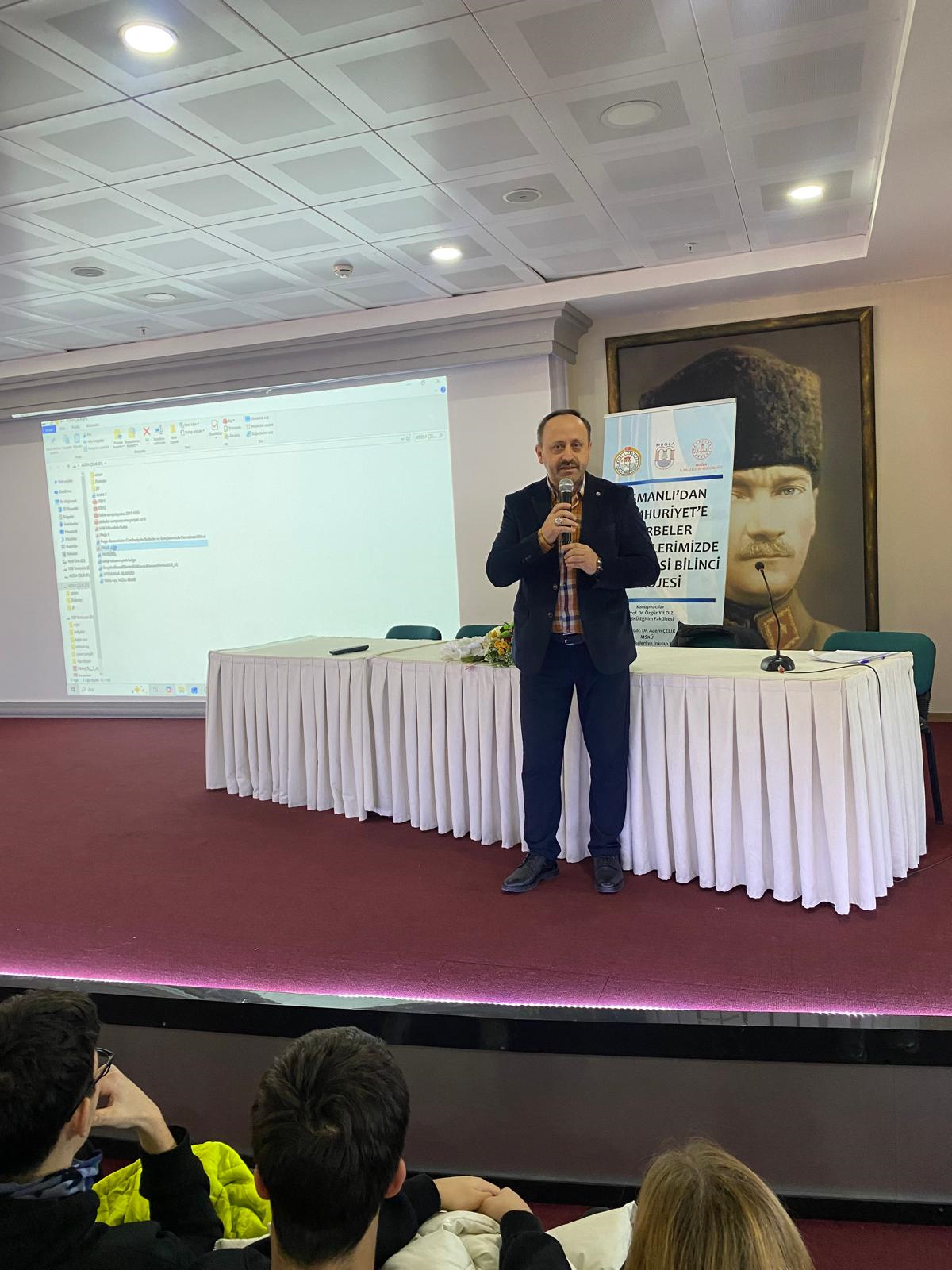 Öğr. Gör. Dr. Adem ÇELİK PANEL