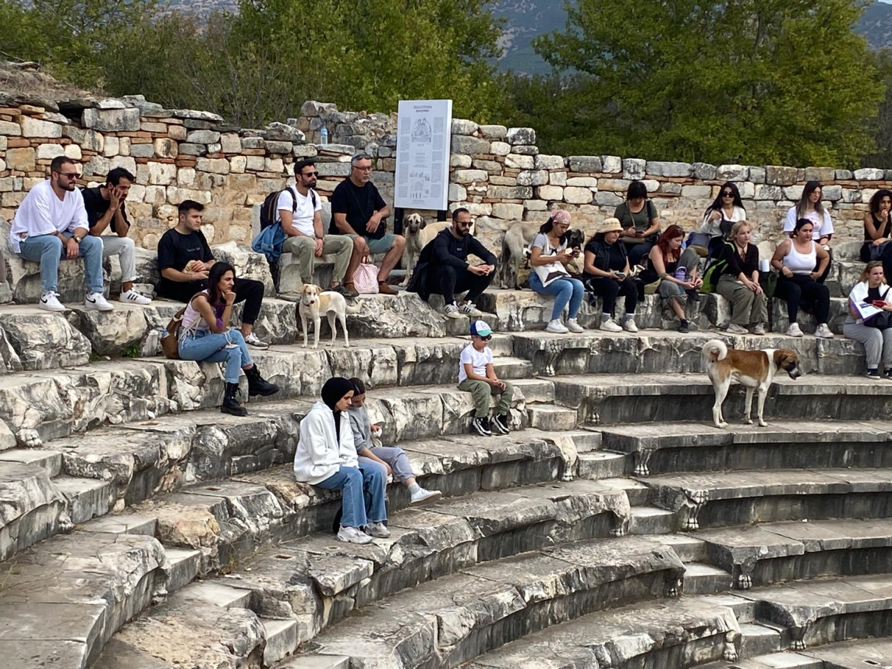 AFRODISIAS GEZİSİ DÜZENLENDİ