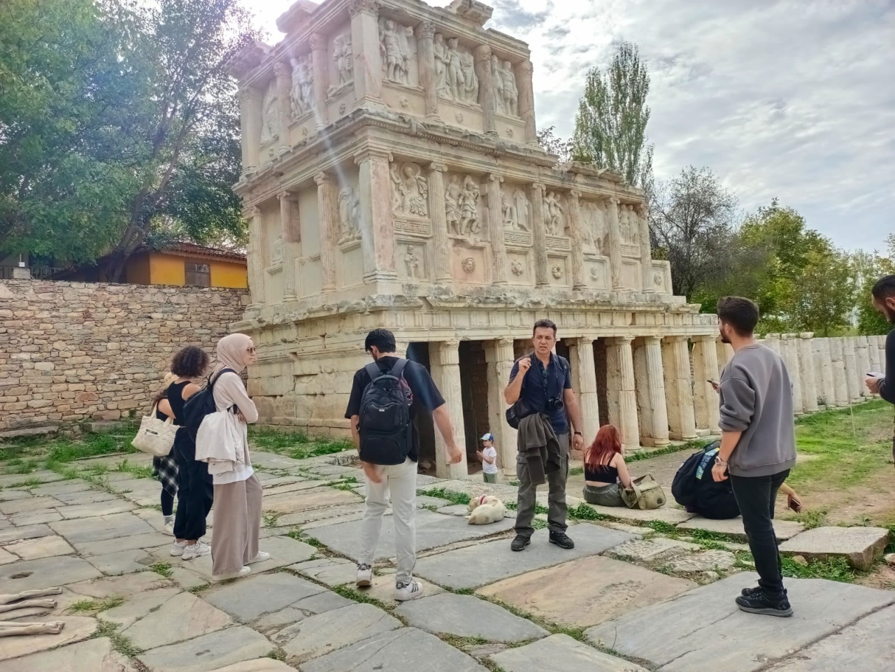 AFRODISIAS GEZİSİ DÜZENLENDİ