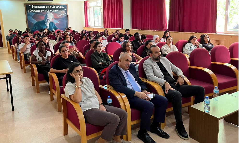 “Üniversite-Sanayi İşbirliği” Paneli 