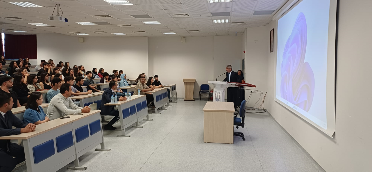  Tıp Fakültesi Dönem 1 Oryantasyon Programı Yapıldı