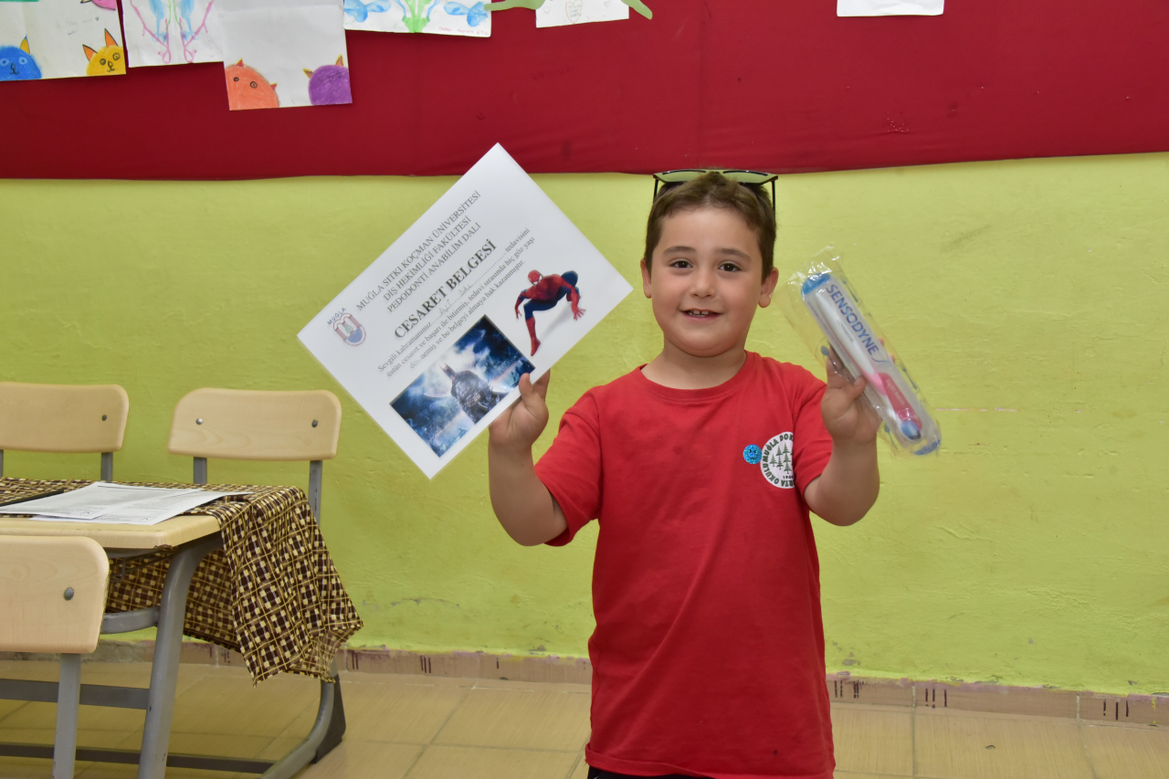 MSKÜ’nün Sağlık Taraması Hayat Kurtardı: Küçük Öğrenci Şifa Buldu