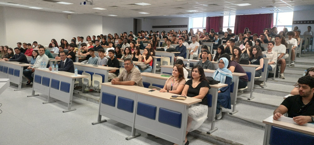  Tıp Fakültesi Dönem 1 Oryantasyon Programı Yapıldı