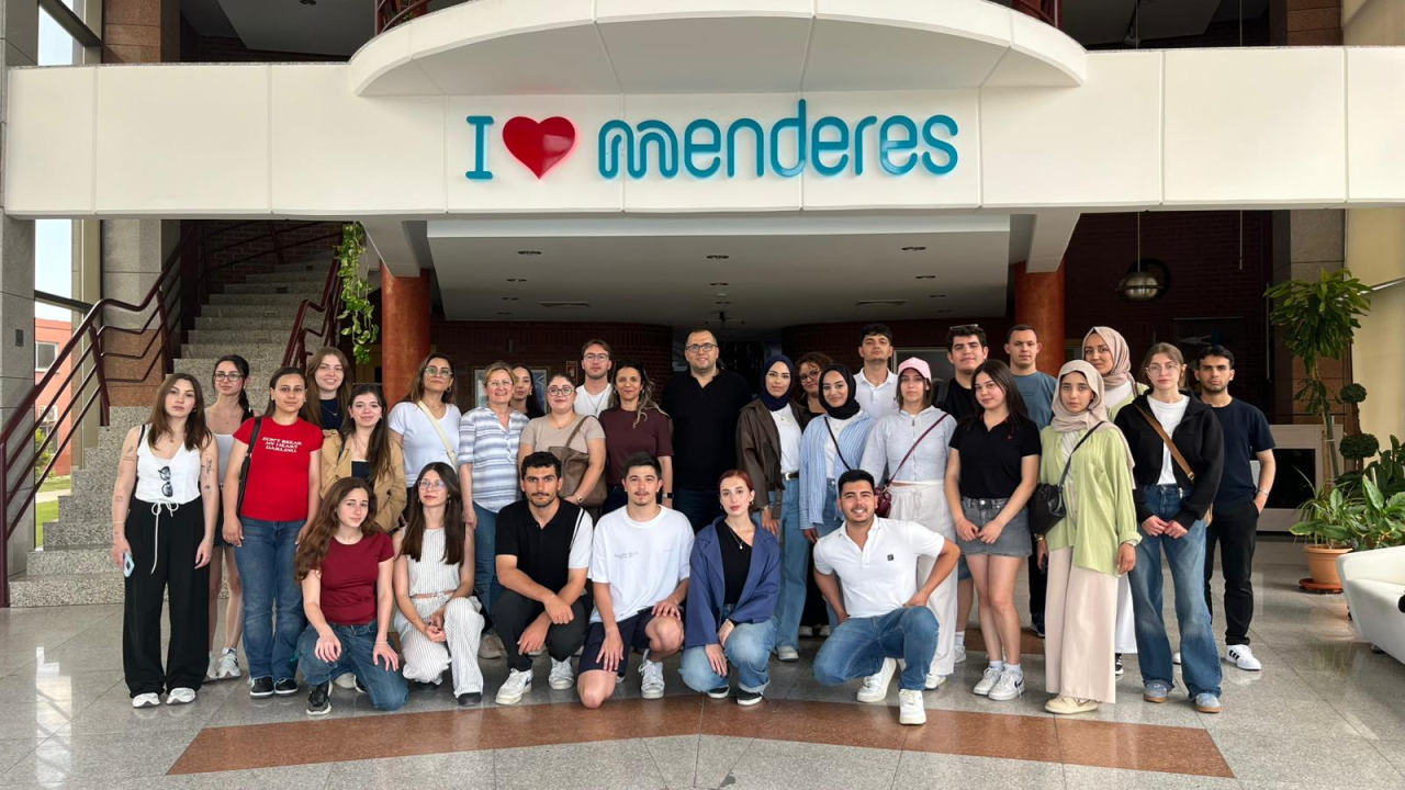 Muğla MYO Kimya ve Kozmetik Teknolojisi Programları Öğrencilerinden Menderes Tekstil’e Teknik Gezi