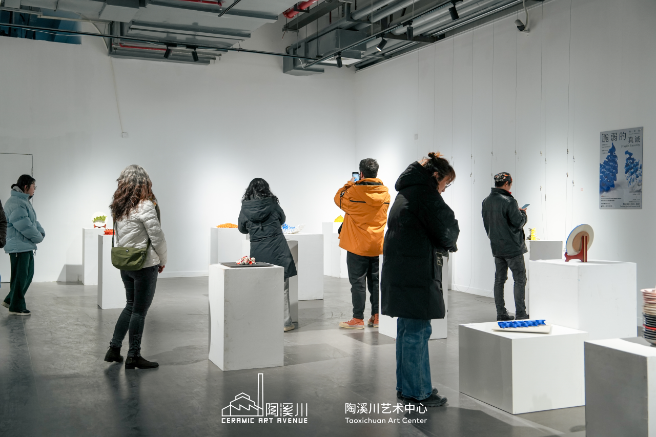 Doç. Ayşe Canbolat