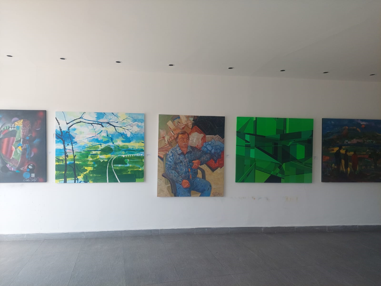Öğretim Üyemiz  41. Art Suites Sanat Çalıştayında
