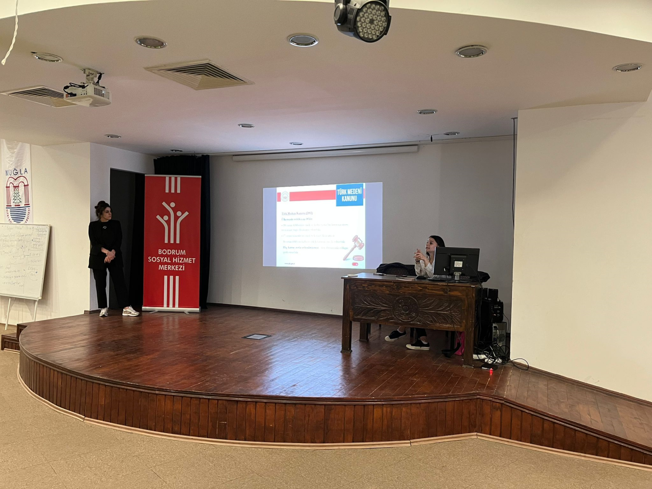  Aile İçi ve Kadına Yönelik Şiddetle Mücadele Başlıklı Seminer Düzenlendi