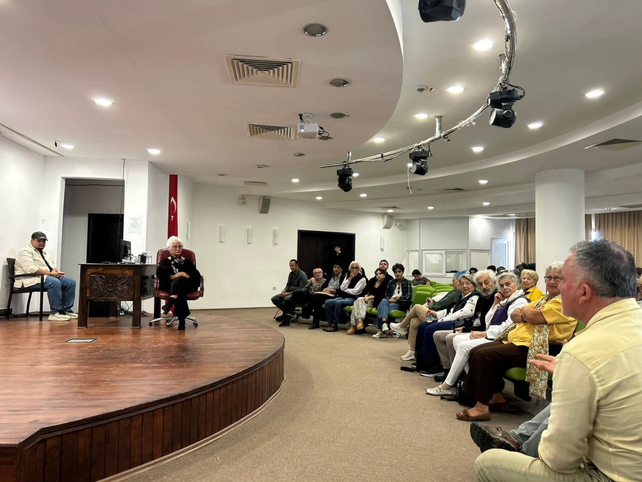 Konferans: "Rönesans Sanatına Bakış" Sevim ETİ