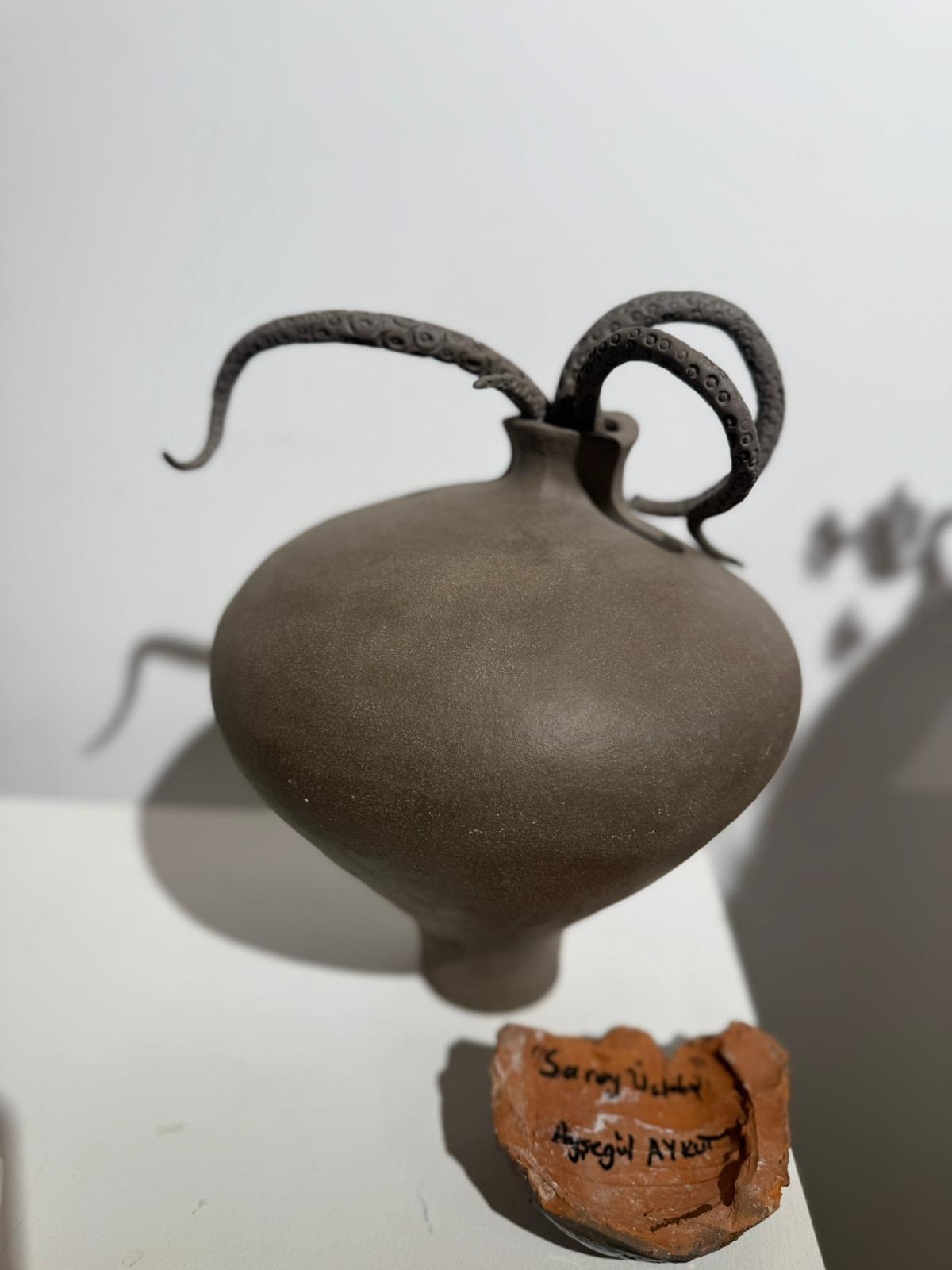 "Bir Minos Hikayesi" Seramik Sergisi Datça