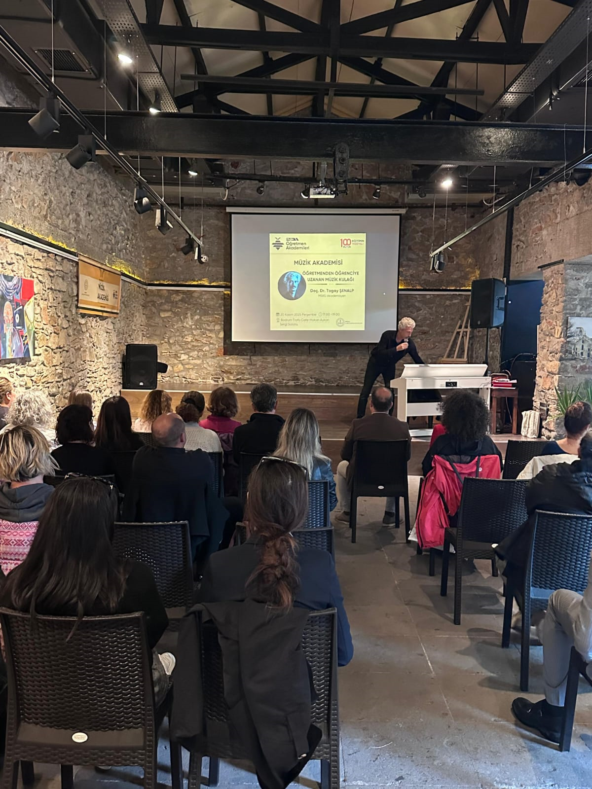 "Öğretmenden Öğrenciye Uzanan Müzik Kulağı"- Doç. Dr. Togay Şenalp