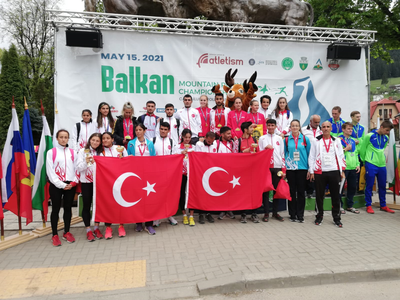 Öğrencimiz Rahime Tekin ve Atletizm Milli Takımımızdan Bir Başarı Daha