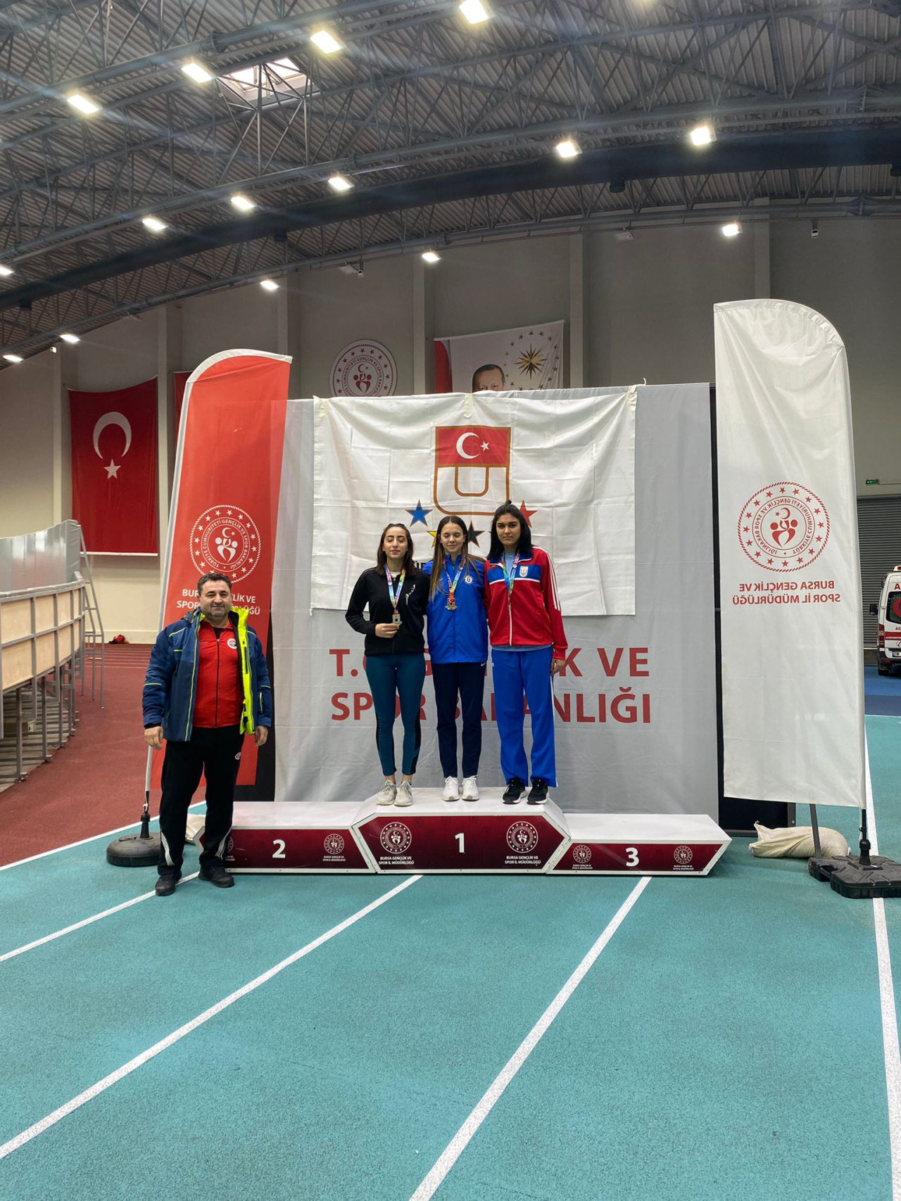 Üniversitemizin Atletizm Başarısı