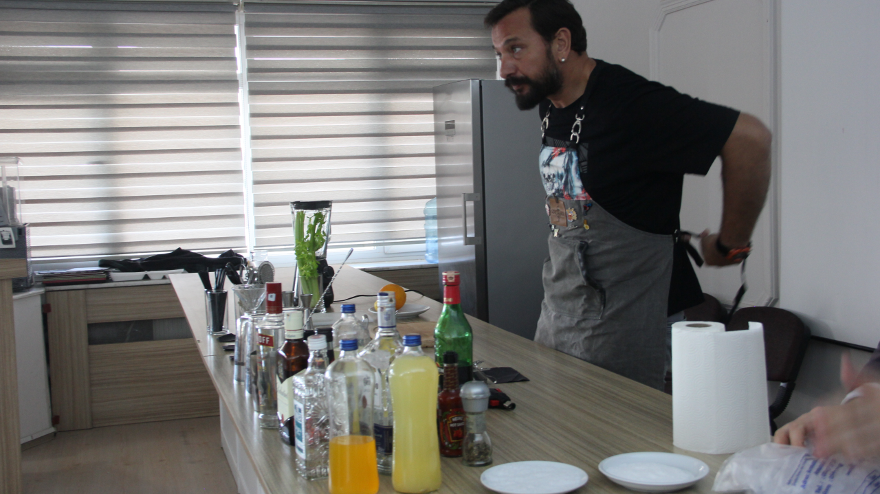 Mixoloji Dünyasına Lezzetli Bir Adım