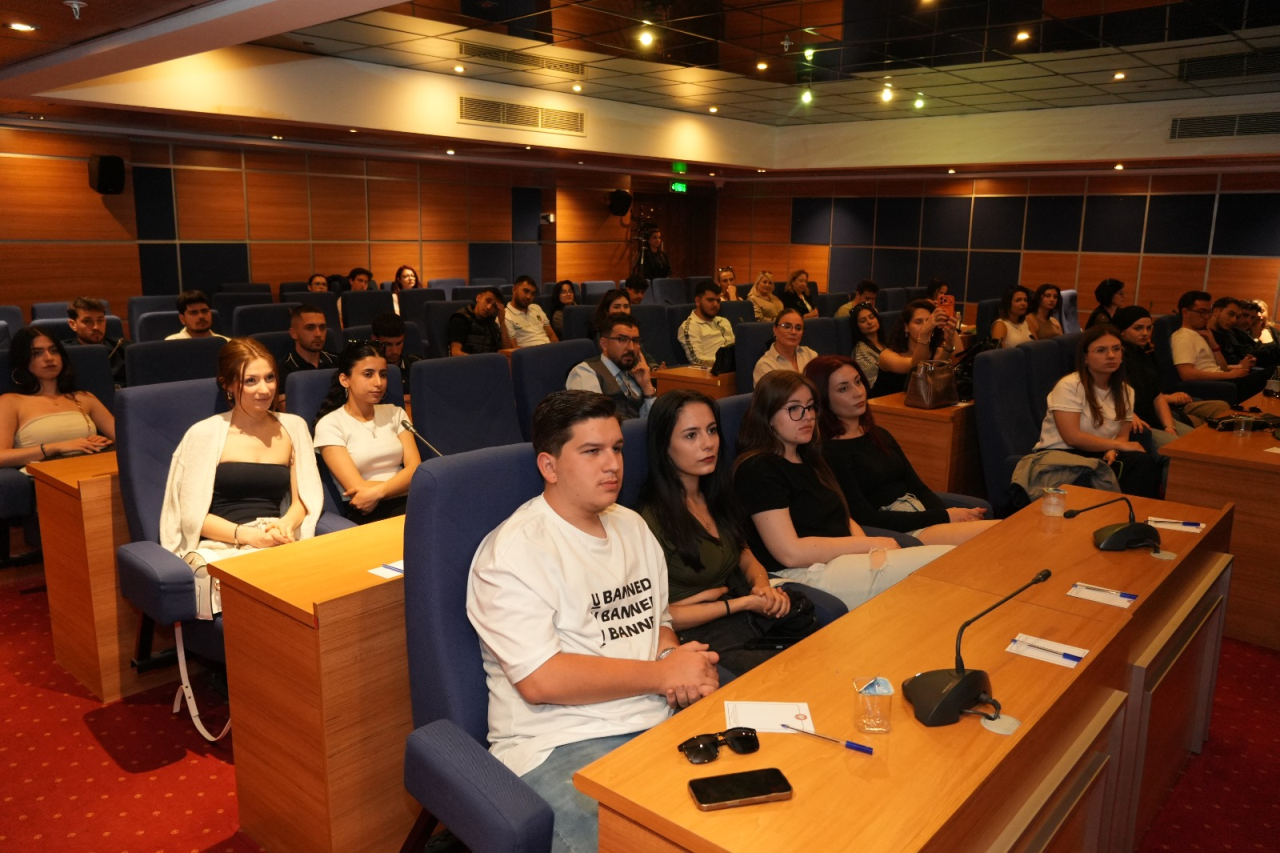 Sözün Gücü:  Prof. Dr. Nagehan Uçan Eke ile Etkili İletişim Zirvesi