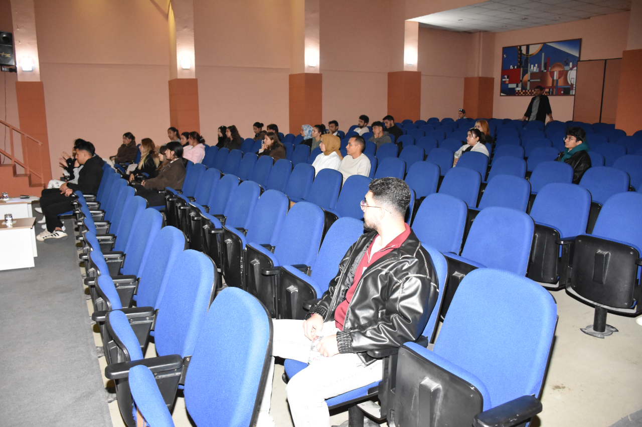  Muğla Meslek Yüksekokulunda İŞKUR Gençlik Programı Hakkında Bilgilendirme Toplantısı Gerçekleştirildi 