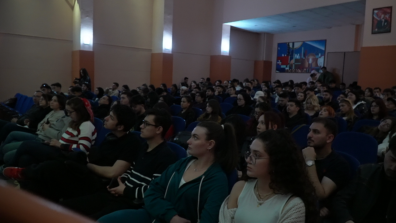 Dijital Tehditlere Karşı Bilinç: SİBERAY Semineri