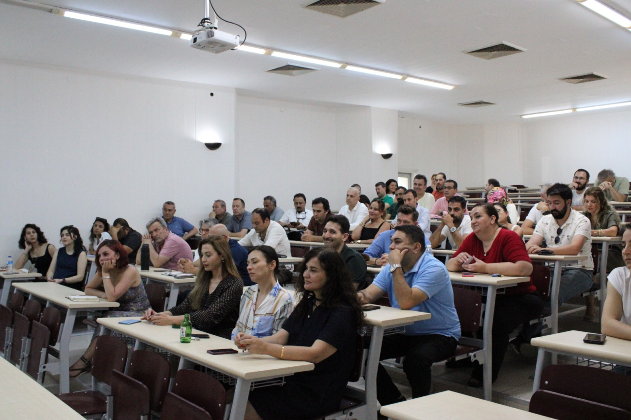 Yüksekokulumuz Akademik Genel Kurul Toplantısı Gerçekleştirildi: Başarı ve Emek Ödüllendirildi
