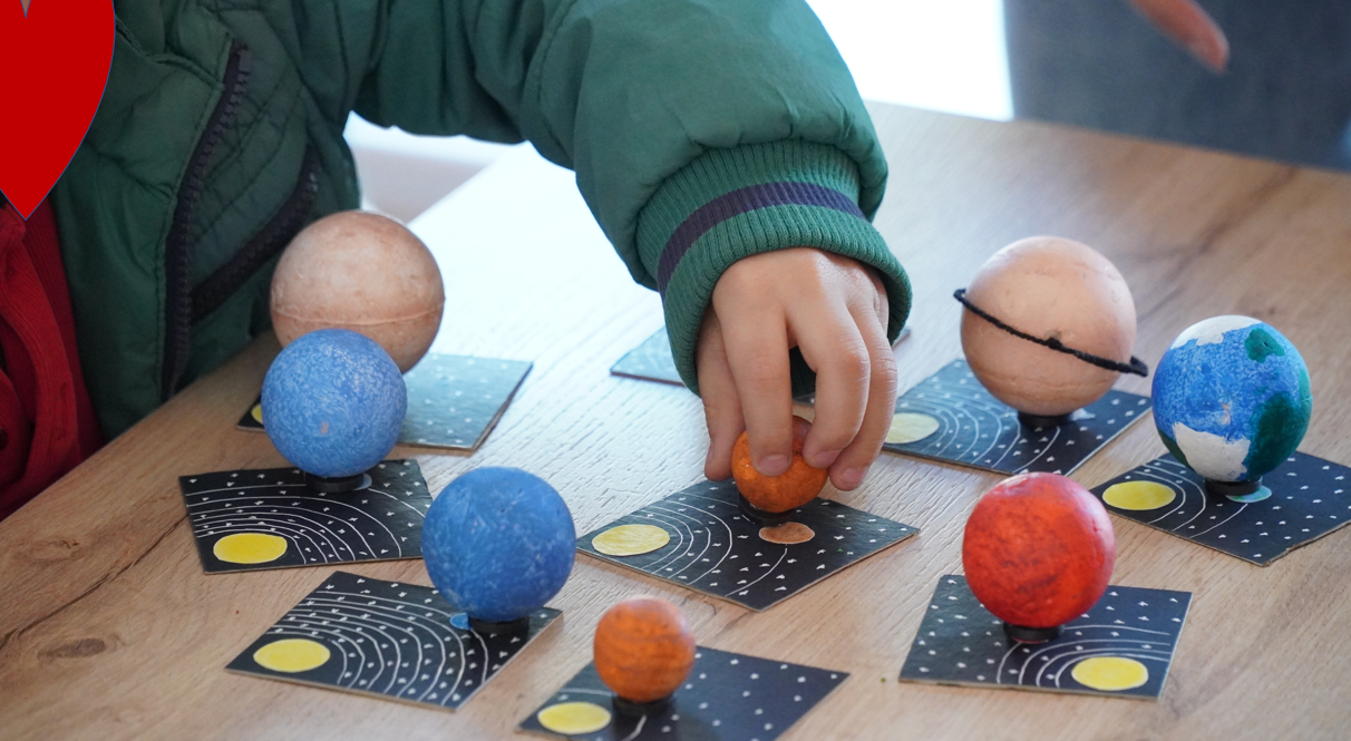 Minik Ellere Eğitim Dokunuşu: Yüksekokulumuzda Renkli Etkinlik