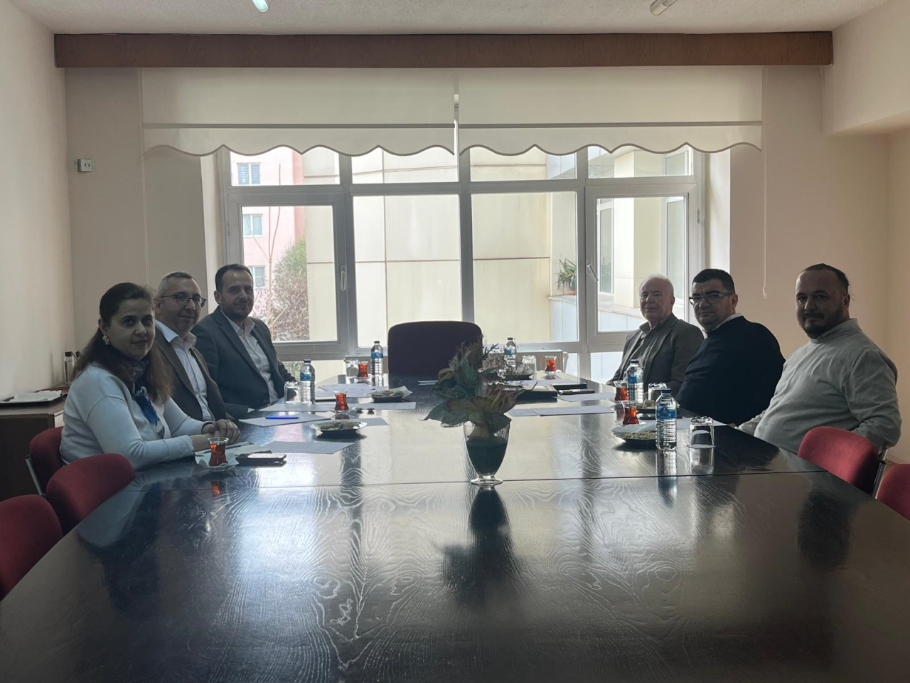 Geleceğin Mesleki Vizyonu Şekilleniyor: Protokol Yürütme Kurulu Bir Araya Geldi