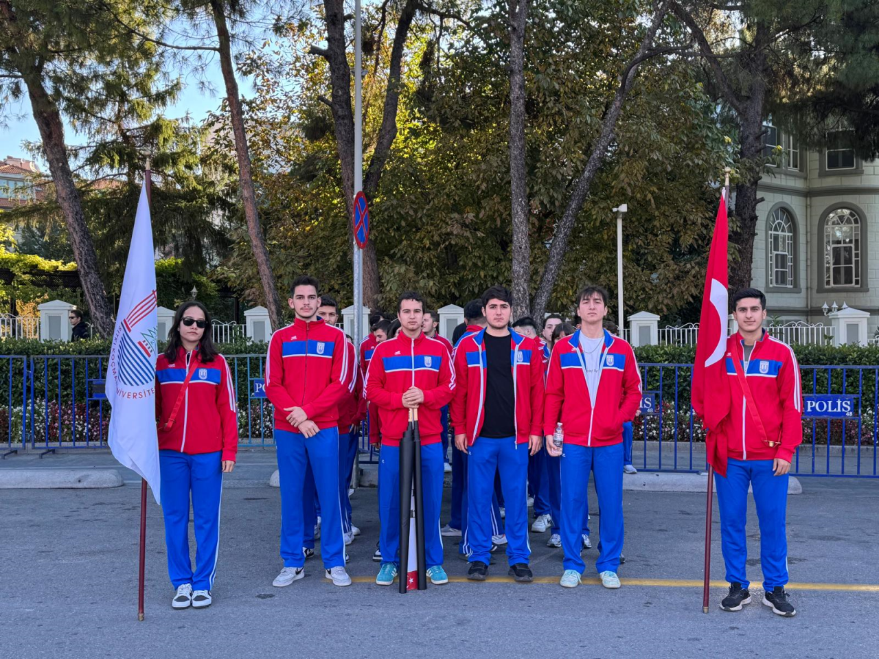 Spor Bilimleri Fakültesi Öğrencileri 29 Ekim Cumhuriyet Bayramı Coşkusuna Ortak Oldu