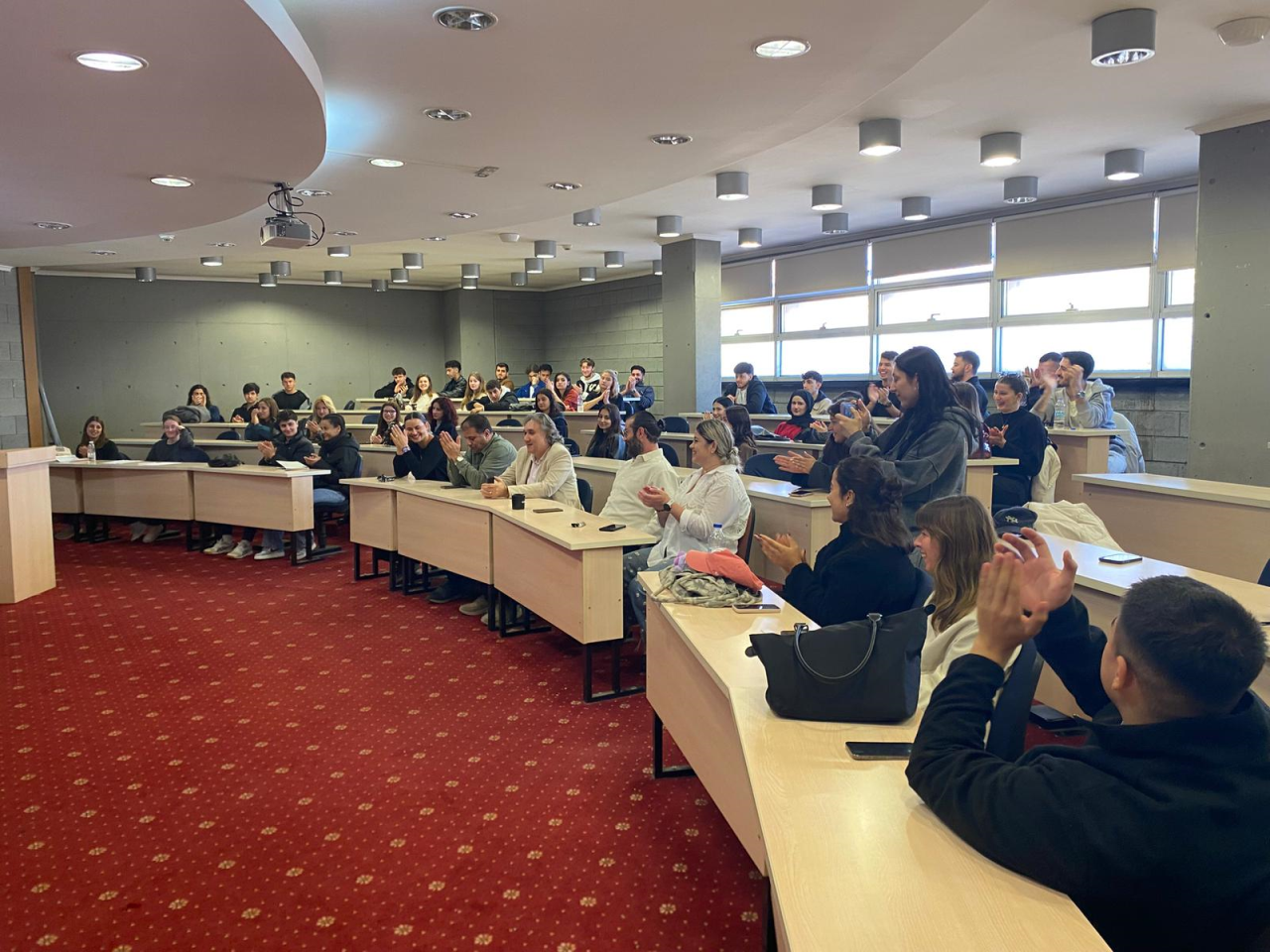 Fakültemizde 24 Kasım Öğretmenler Günü Kutlama Programı Gerçekleştirildi