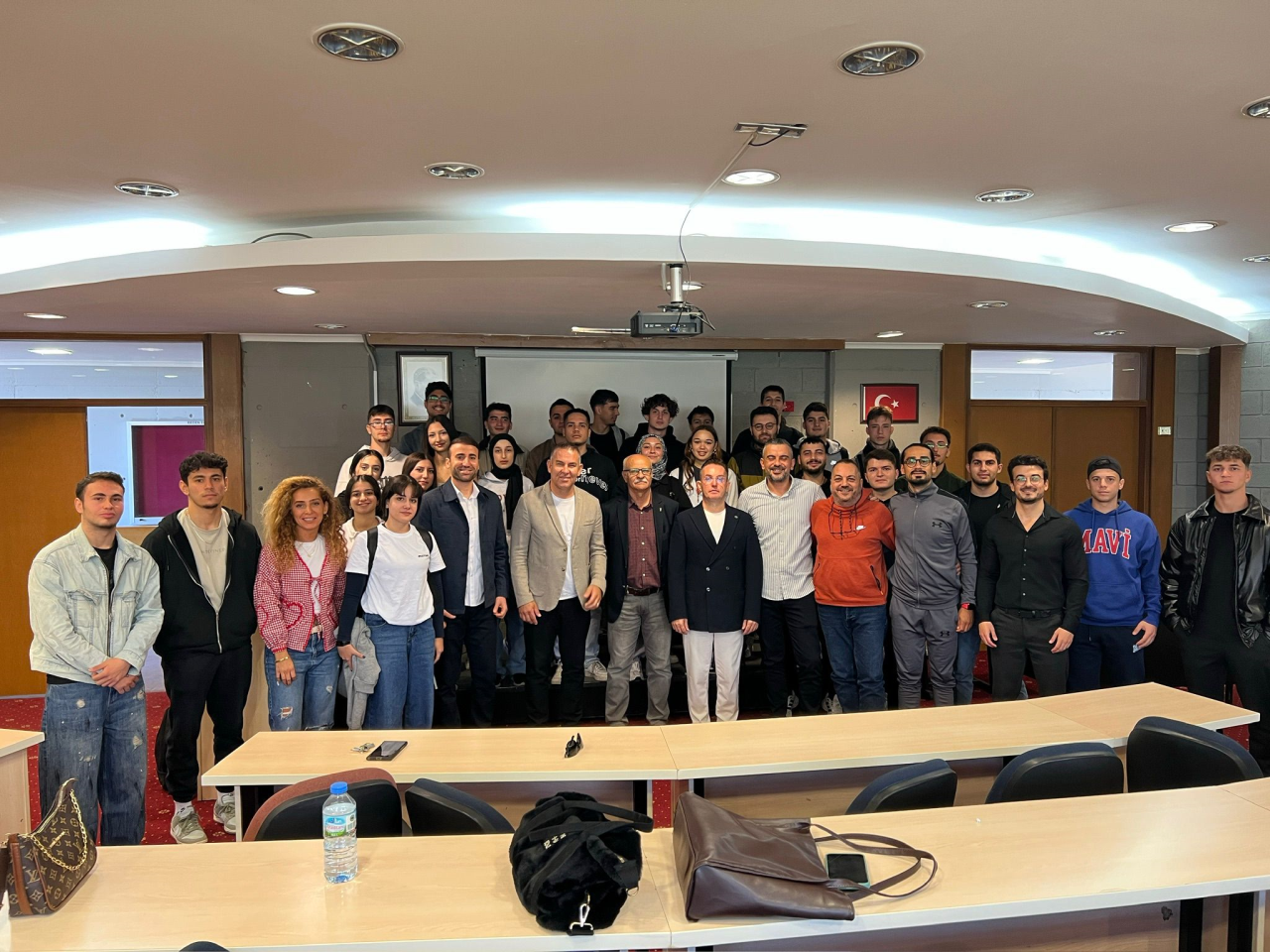 Bölümümüzü Yeni Kazanan Öğrencilerimize Yönelik Oryantasyon Programı Gerçekleştirildi