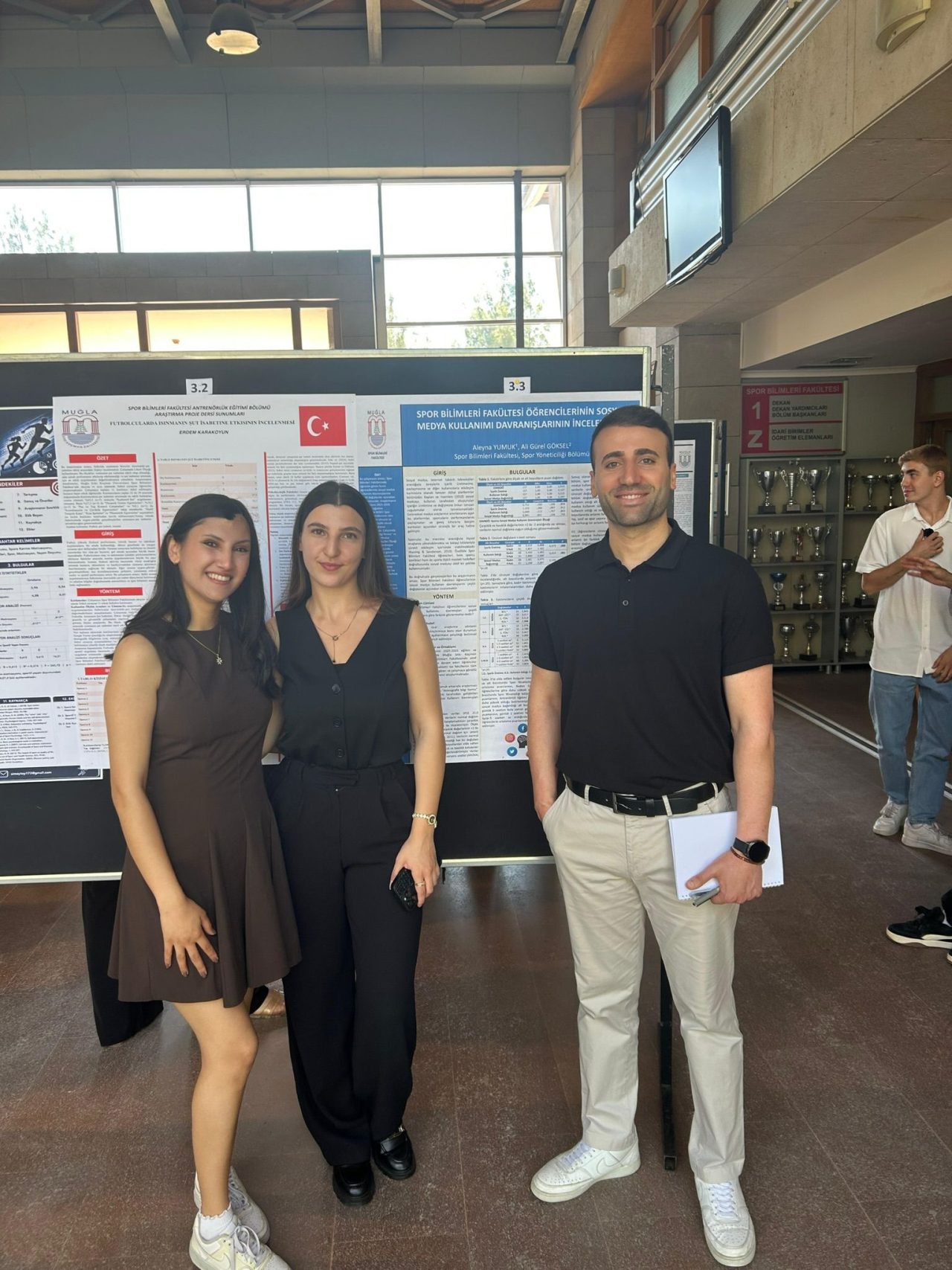 Spor Yöneticiliği ve Antrenörlük Eğitimi Bölümü Öğrencilerinden Araştırma ve Proje Sunumları