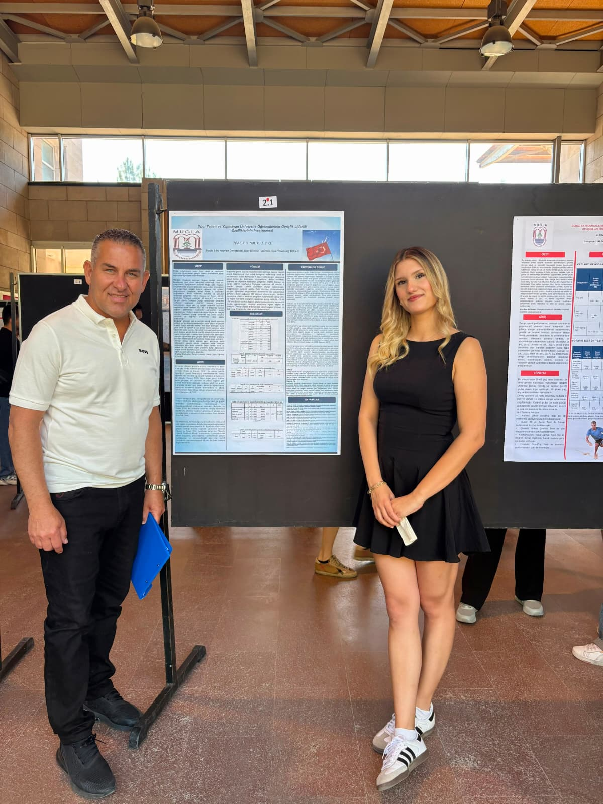 Spor Yöneticiliği ve Antrenörlük Eğitimi Bölümü Öğrencilerinden Araştırma ve Proje Sunumları