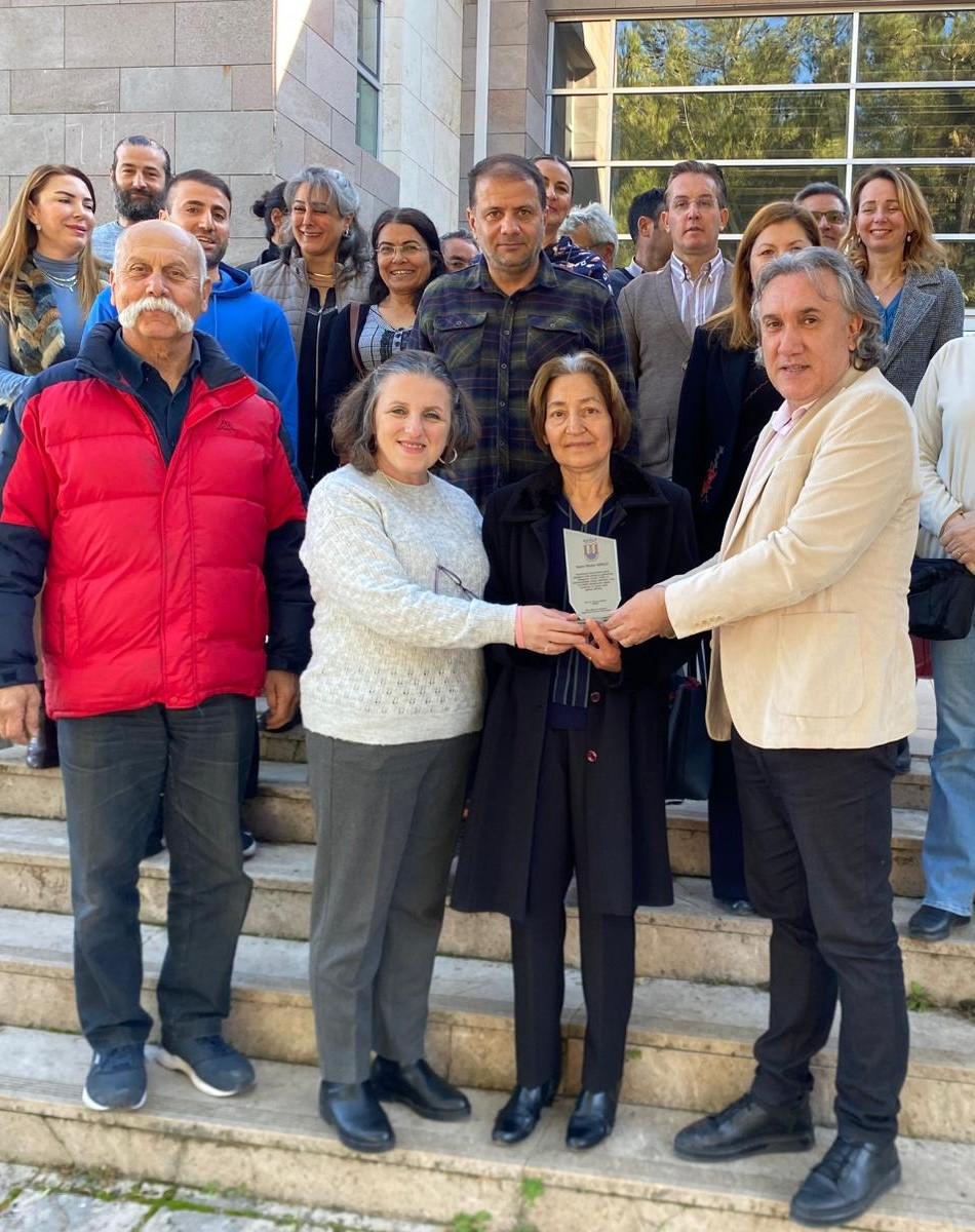 Emekliye Ayrılan İdari Personelimize Teşekkür Mesajı