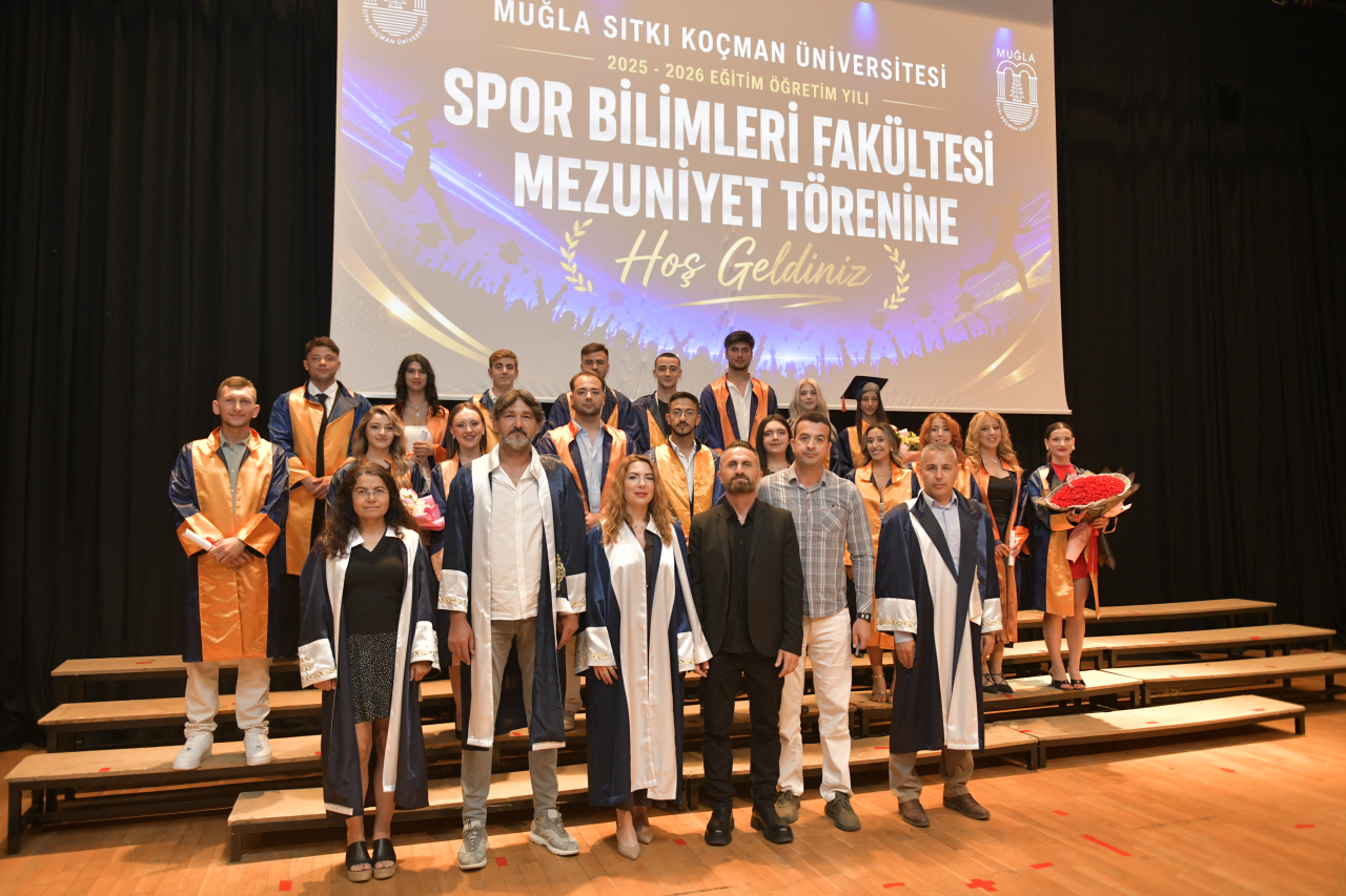 Spor Bilimleri Fakültesi’nde Mezuniyet Coşkusu