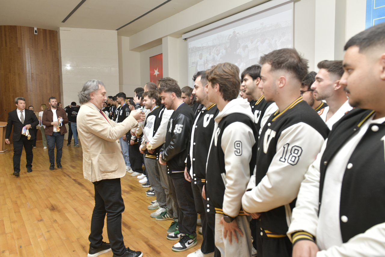 Korumalı Futbolda Zirve MSKÜ’nün: Süper Lig Bileti Geldi