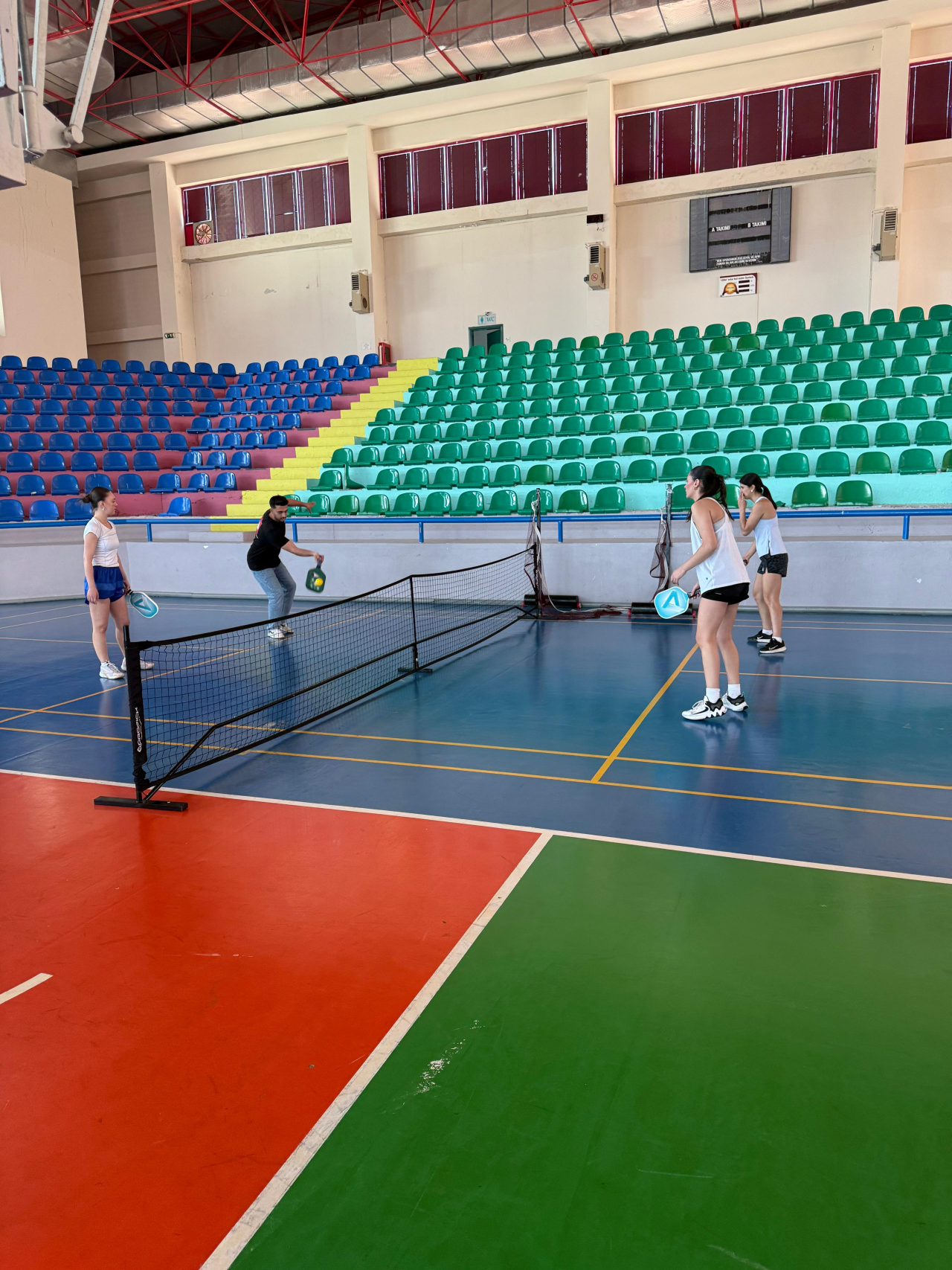 Gençlik Yılı Kapsamında Fakültemizde Çok Yönlü Spor Etkinlikleri Gerçekleştirildi