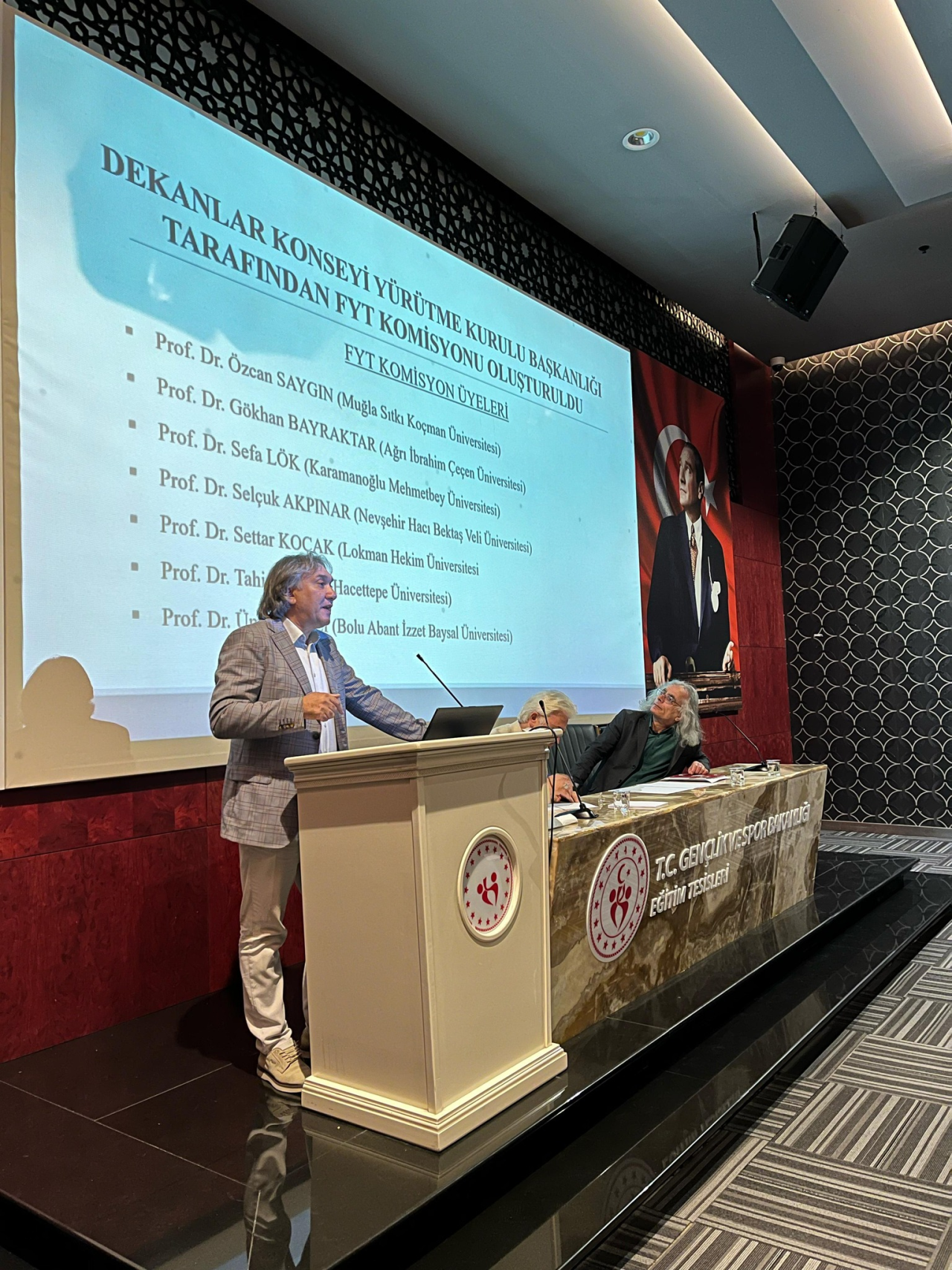 Prof. Dr. Özcan Saygın’dan Dekanlar Kurulu’na Fiziki Yeterlilik Testi Sunumu
