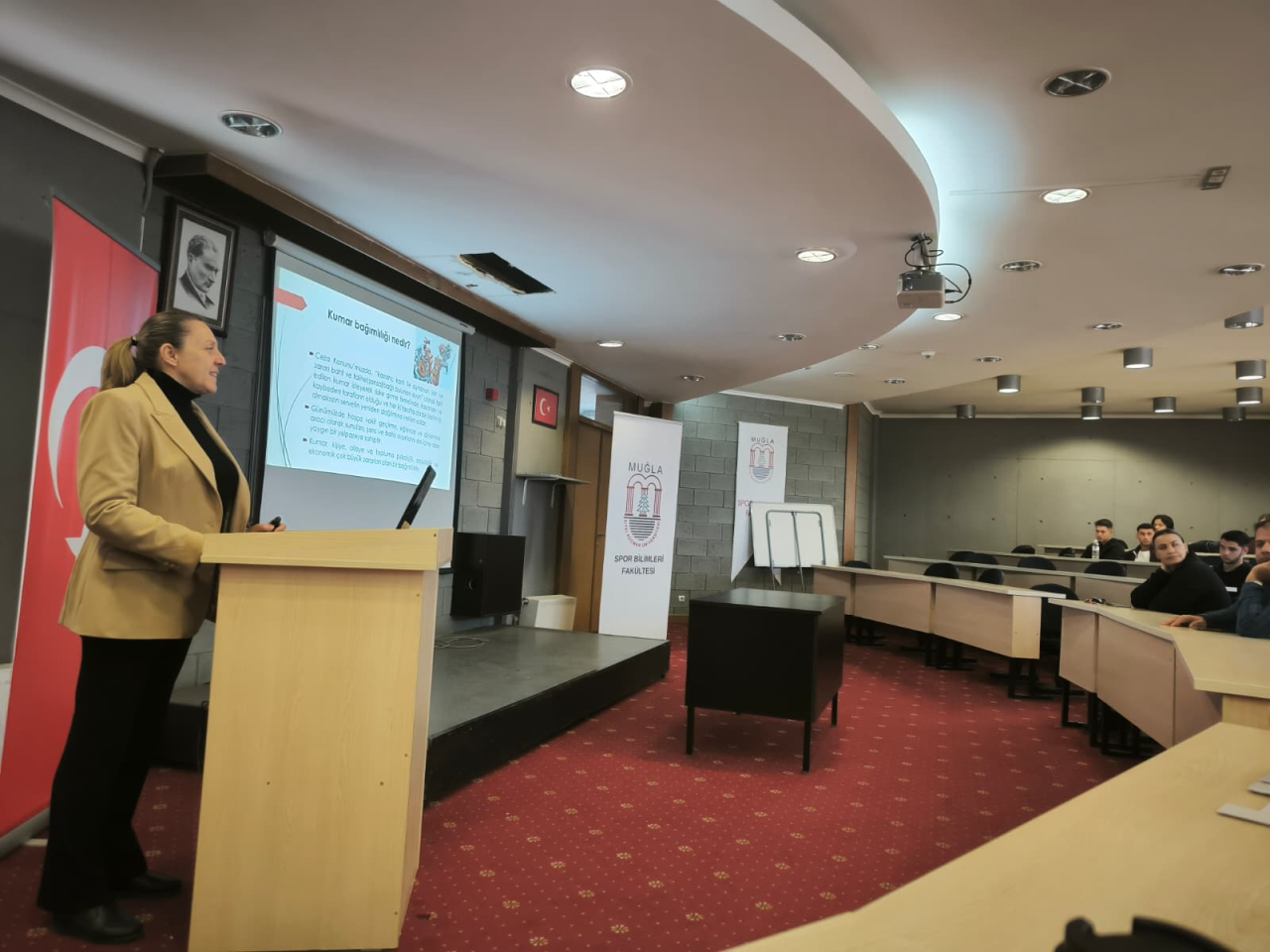 Spor Bilimleri Fakültesi’nde “Davranışsal Bağımlılıkla Mücadele” Semineri Düzenlendi