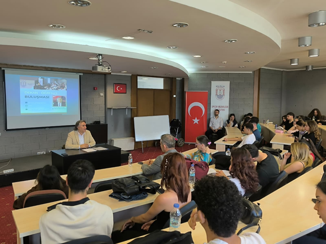 Fakültemizde Dekan-Öğrenci Buluşması Gerçekleşti