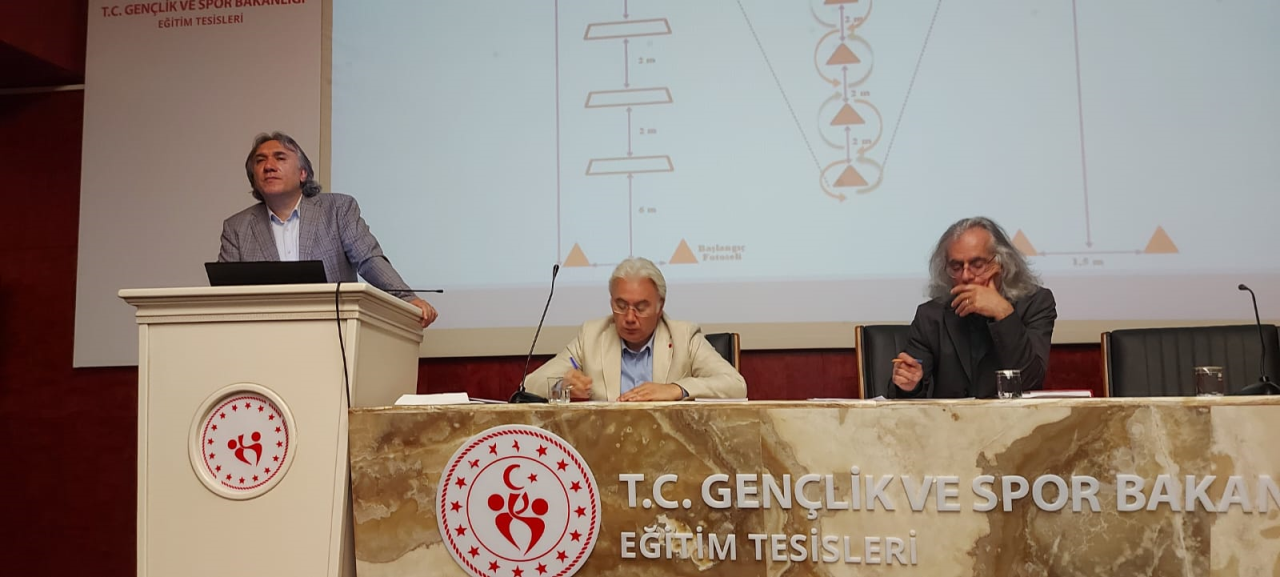 Prof. Dr. Özcan Saygın’dan Dekanlar Kurulu’na Fiziki Yeterlilik Testi Sunumu