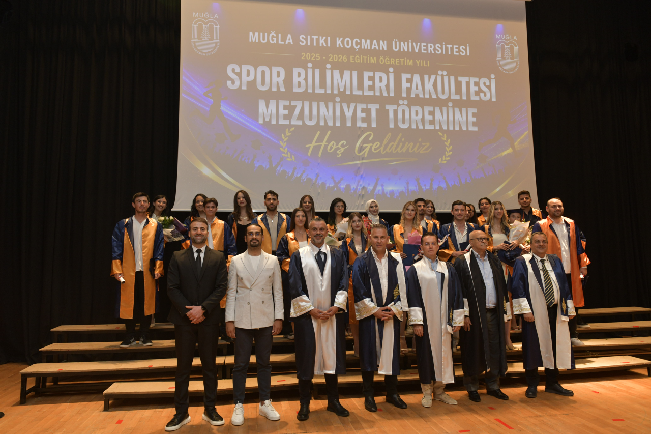 Spor Bilimleri Fakültesi’nde Mezuniyet Coşkusu