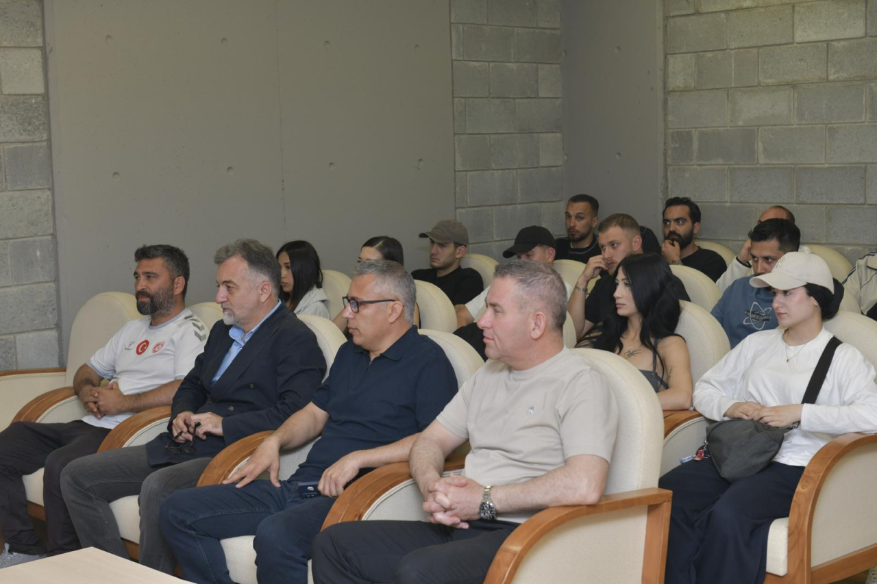 Fakültemizde “Antrenörlükte Medya ve İletişim Yolu” Semineri Gerçekleştirildi