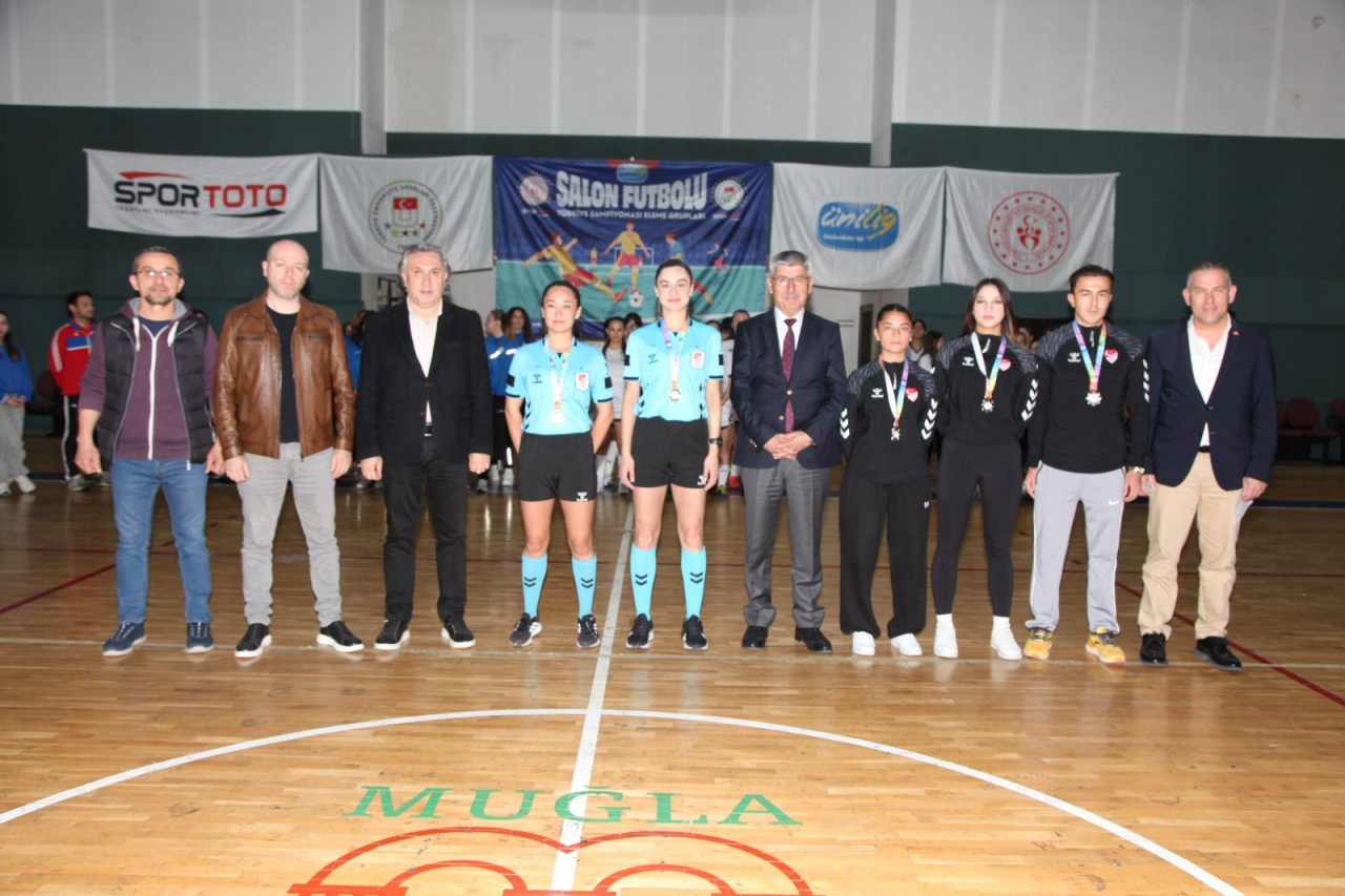 MSKÜ Kadın Futsal Takımımız Eleme Grup Müsabakalarını Şampiyonlukla Tamamladı ve Türkiye Şampiyonası Final Müsabakalarına Katılmaya Hak Kazandı