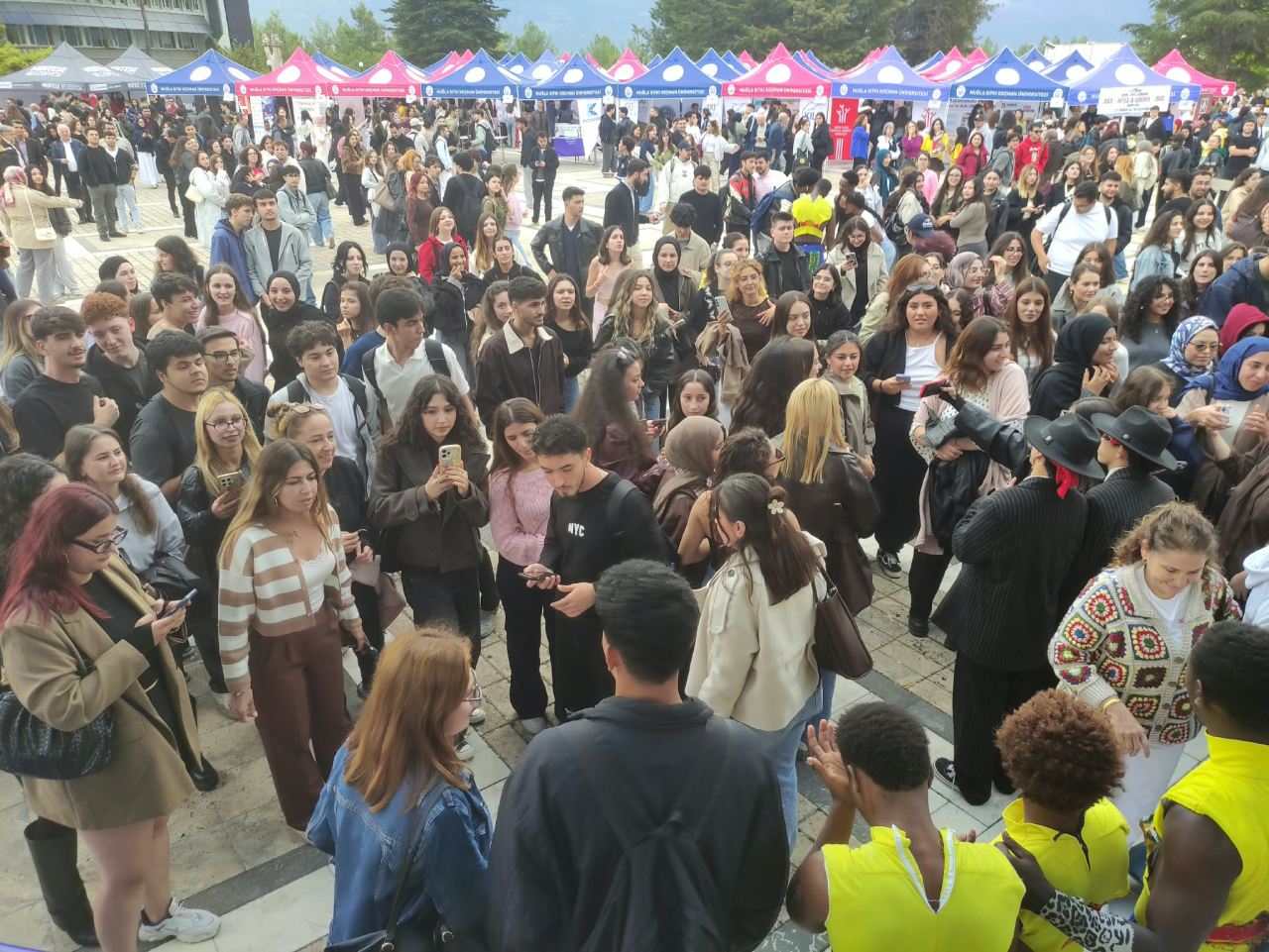 "Hoşgeldin Etkinliği" Öğrencileri Bir Araya Getirdi